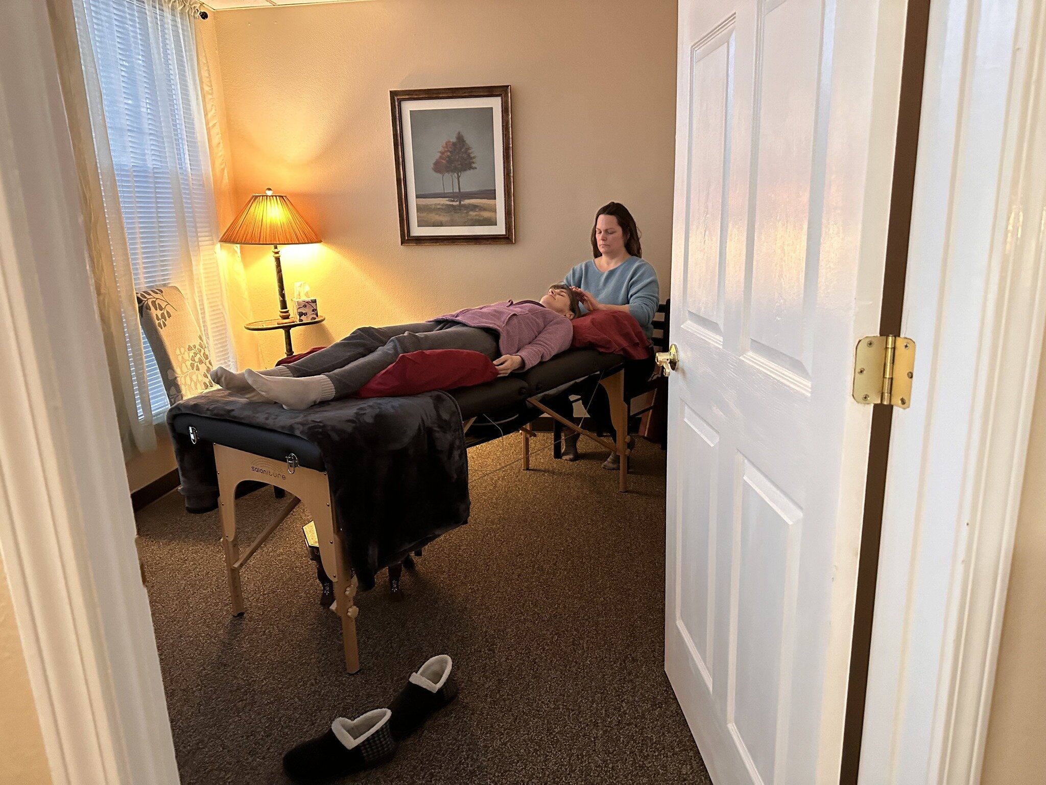 Our Reiki Trainings are so much fun! They are a combination of lecture, demonstrations, and hands-on practice. You are invited to our next training. Come see what all the excitement is about.

#reikirenewal #reikimasterteacher #reikimaster #levelingu