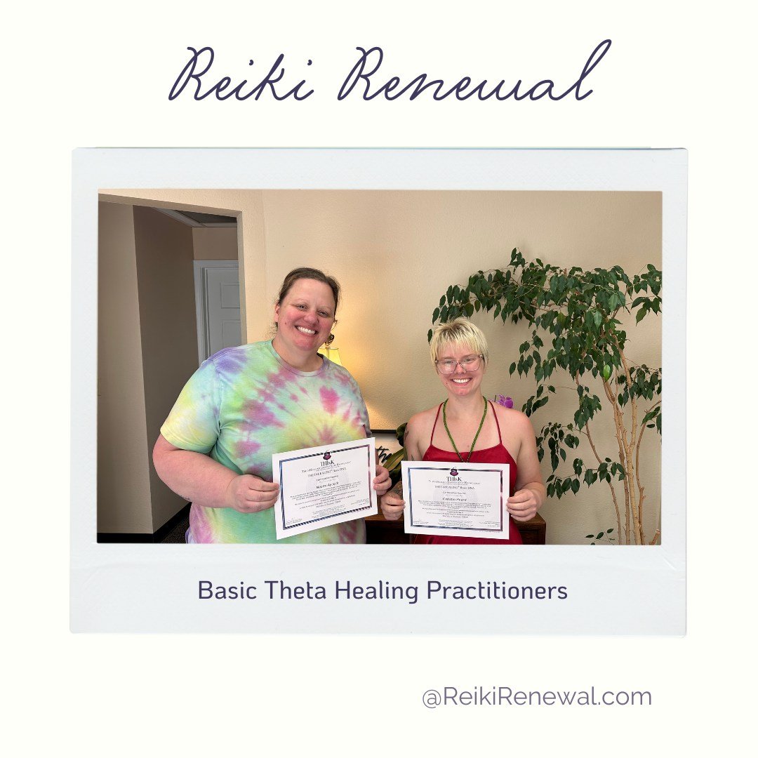 Congratulations to Naomi and Christin on Theta Healing Instructors! These women are amazing!

#reikiRenewal #theta #changingbeliefs #creatorofallthatis #healers #helpingothers