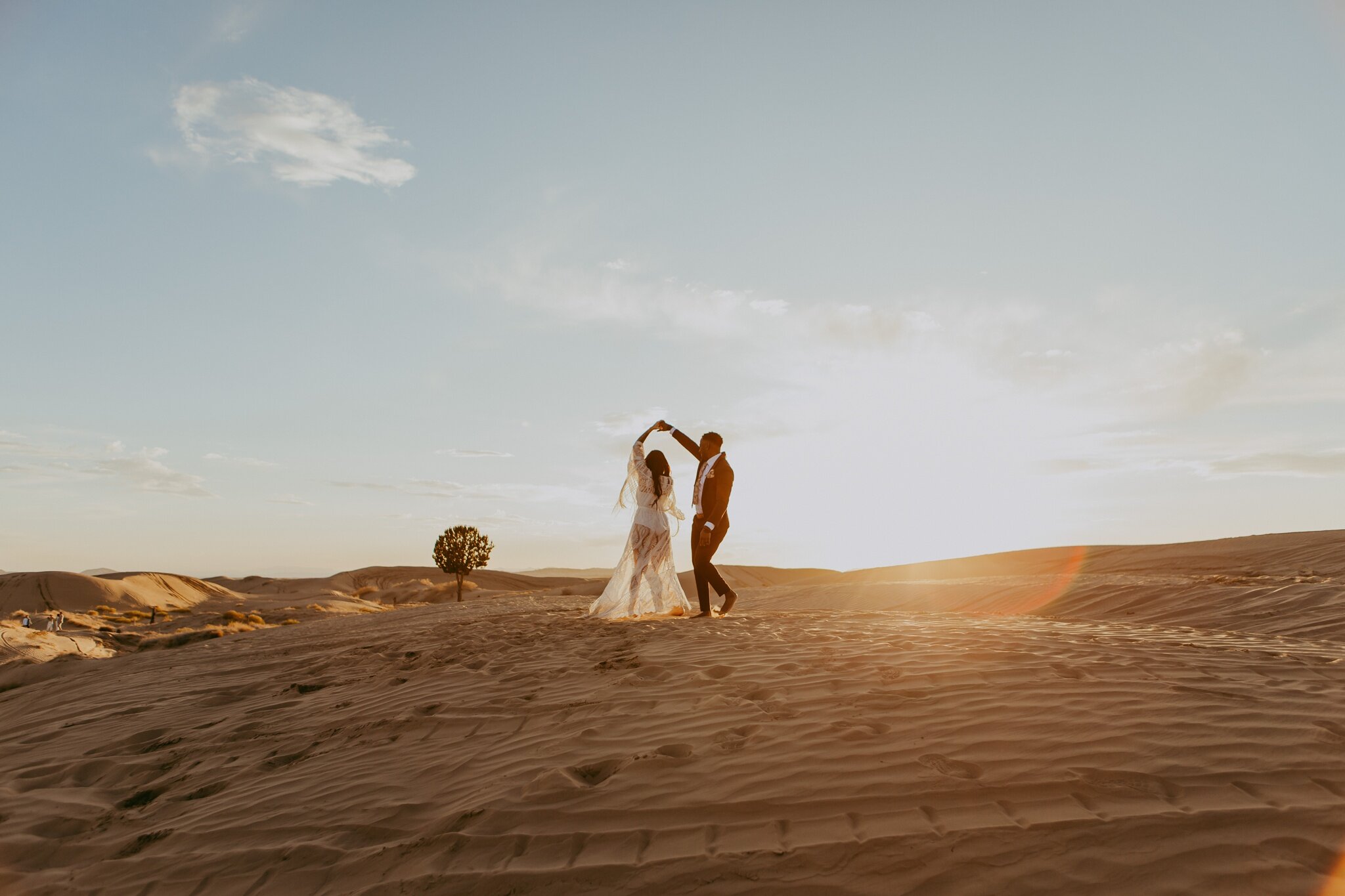 Little Sahara, Utah Desert Sand Dunes Elopement