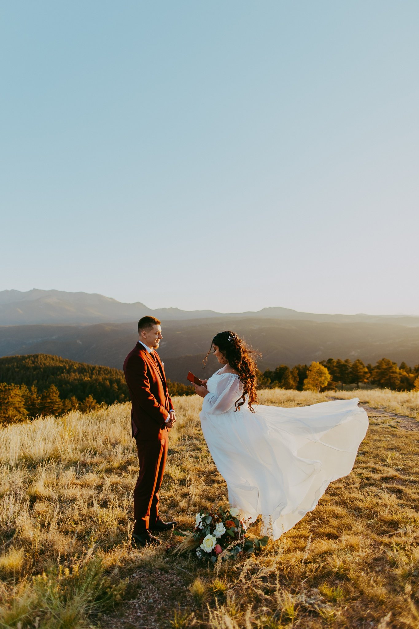 Pikes Peak Colorado Sunset Elopement | Colorado Elopement Photographer