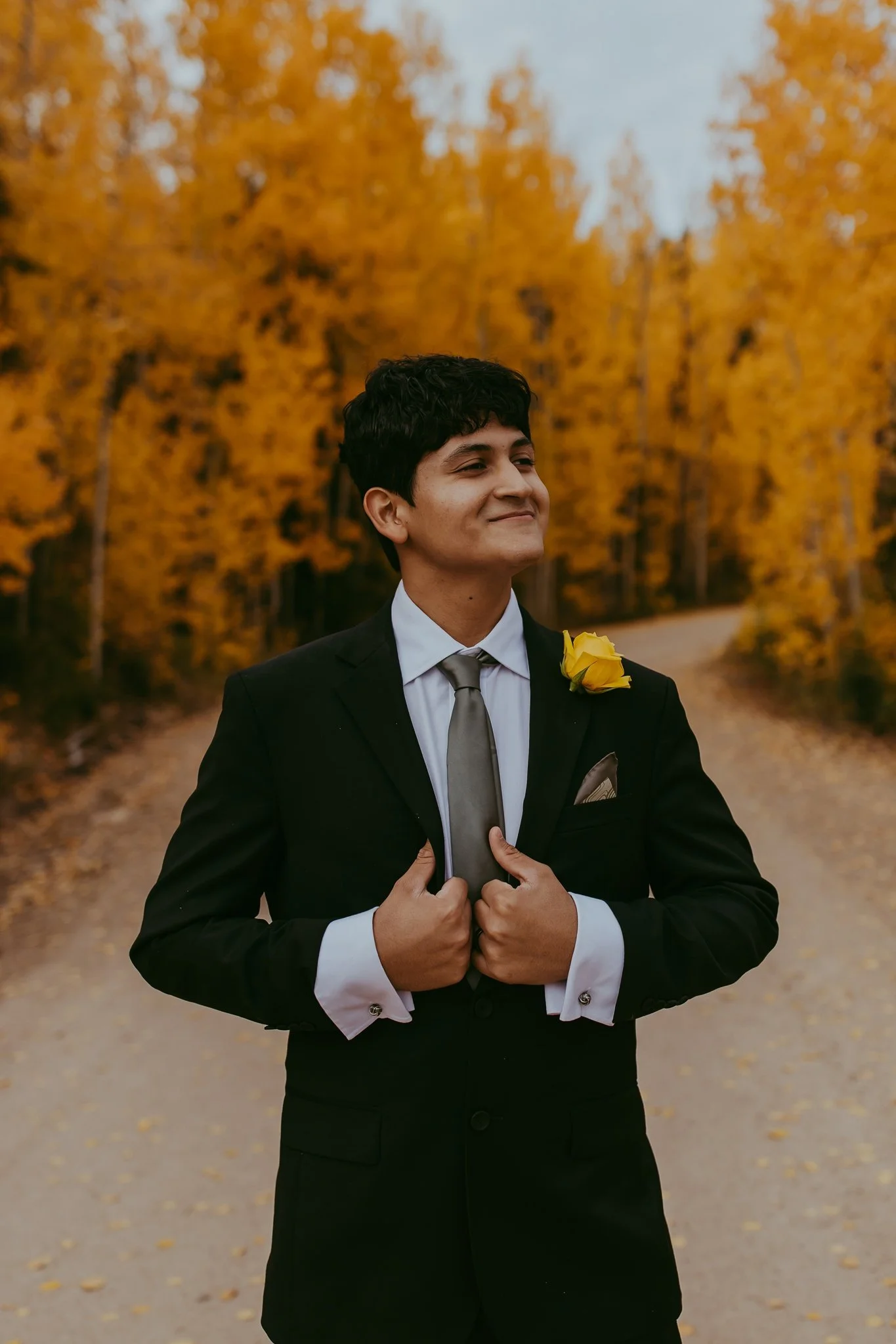 Fall Elopement in an Aspen Grove in Winter Park, Colorado