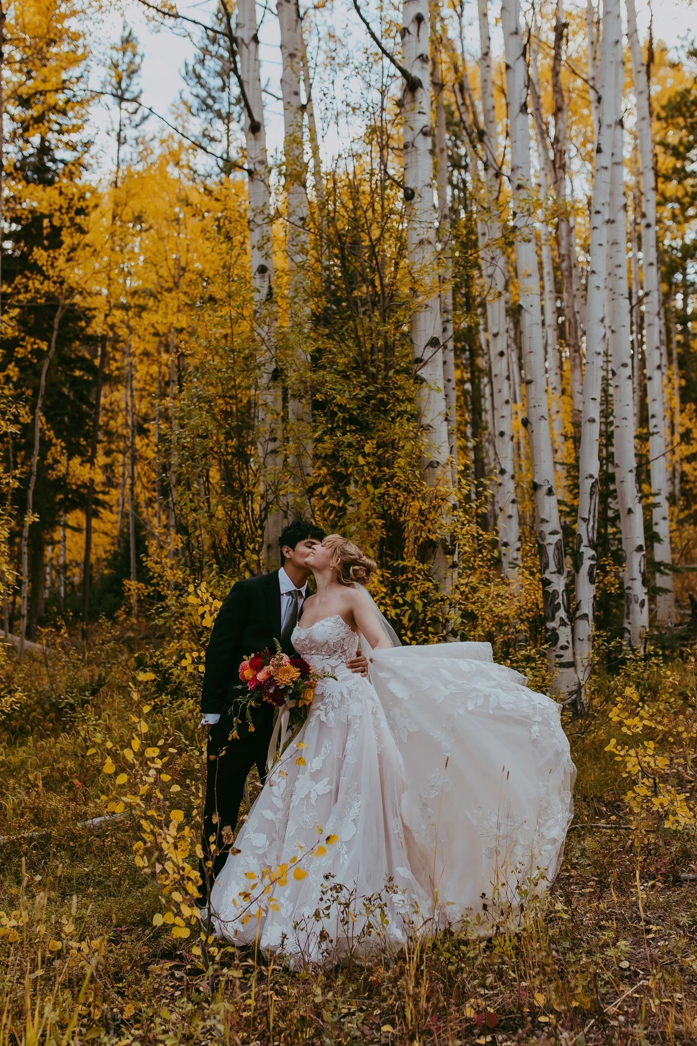 Fall Elopement in an Aspen Grove in Winter Park, Colorado