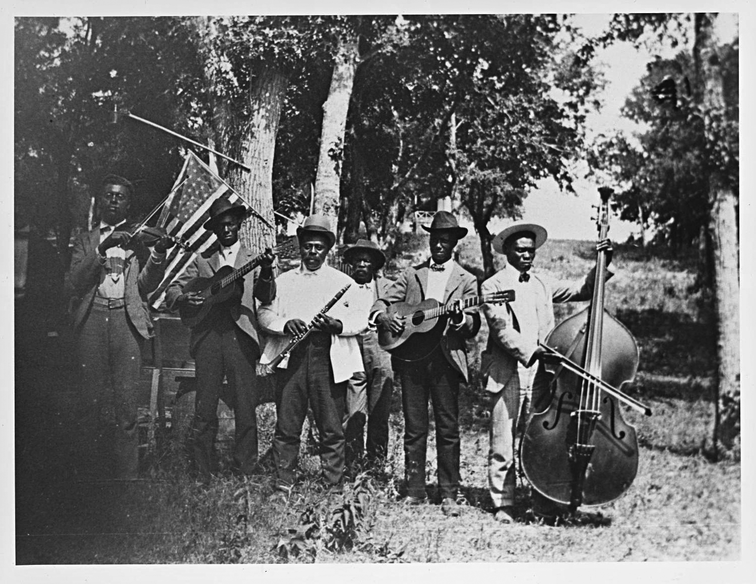 Emancipation_Day_Celebration_band,_June_19,_1900.png
