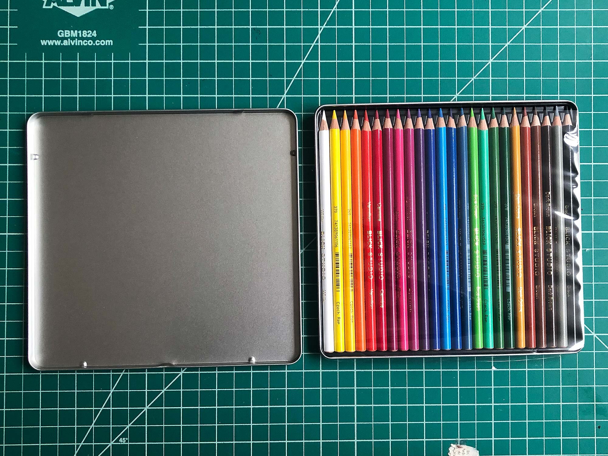 Balzer Designs: Blick Colored Pencils vs. Prismacolor
