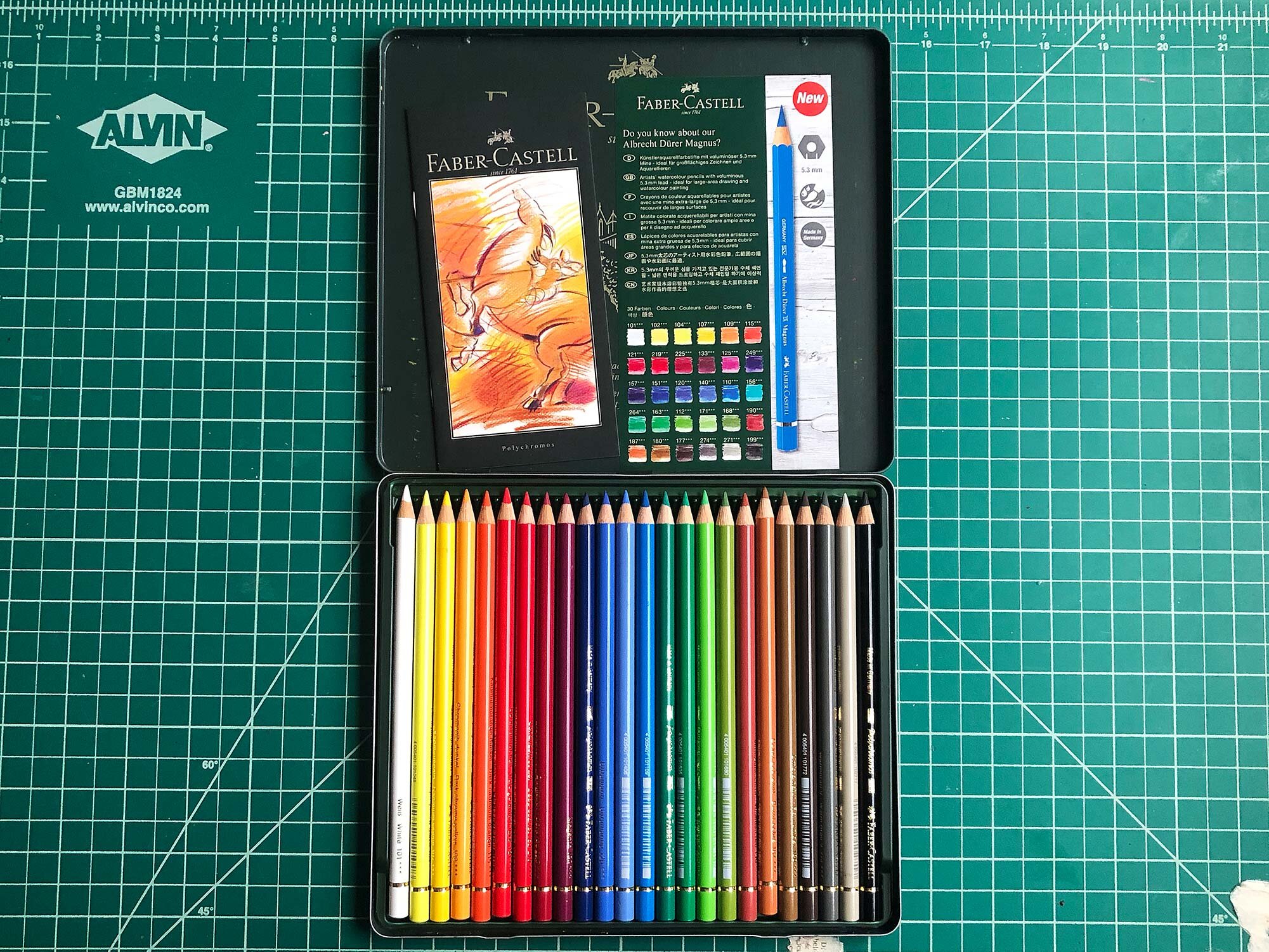 Faber-Castell Polychromos has a hinged tin