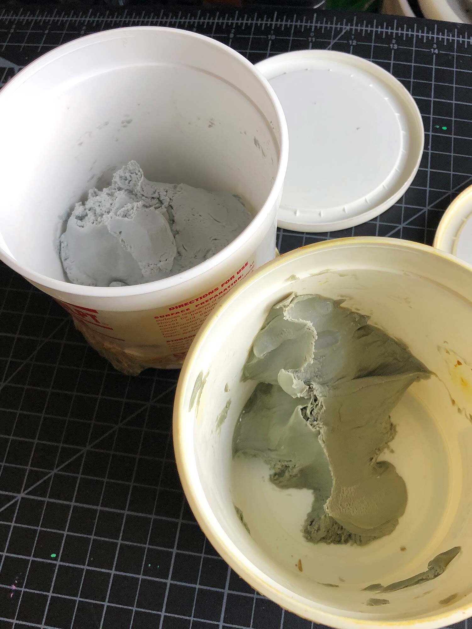The resin and hardener in the tubs