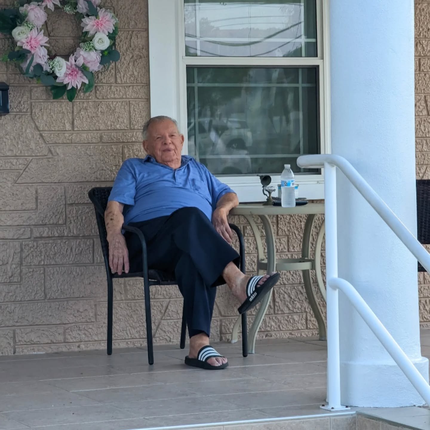 Dear pappou,

You lived a long life and we were blessed to have you around for as long as we did to enjoy your warm smile and tender soul. 

I am honored to share your name and hope to continue living in your footsteps as the kind and  generous man y