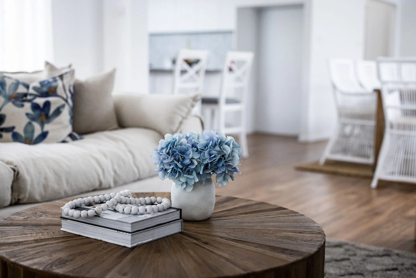 Designing your dream home should feel good.⁠
⁠
Let South Coast Styling handle the details &mdash; so you can enjoy a beautiful, curated space without the overwhelm.⁠
⁠
 Easy bookings.  Clear communication.  Effortless results.