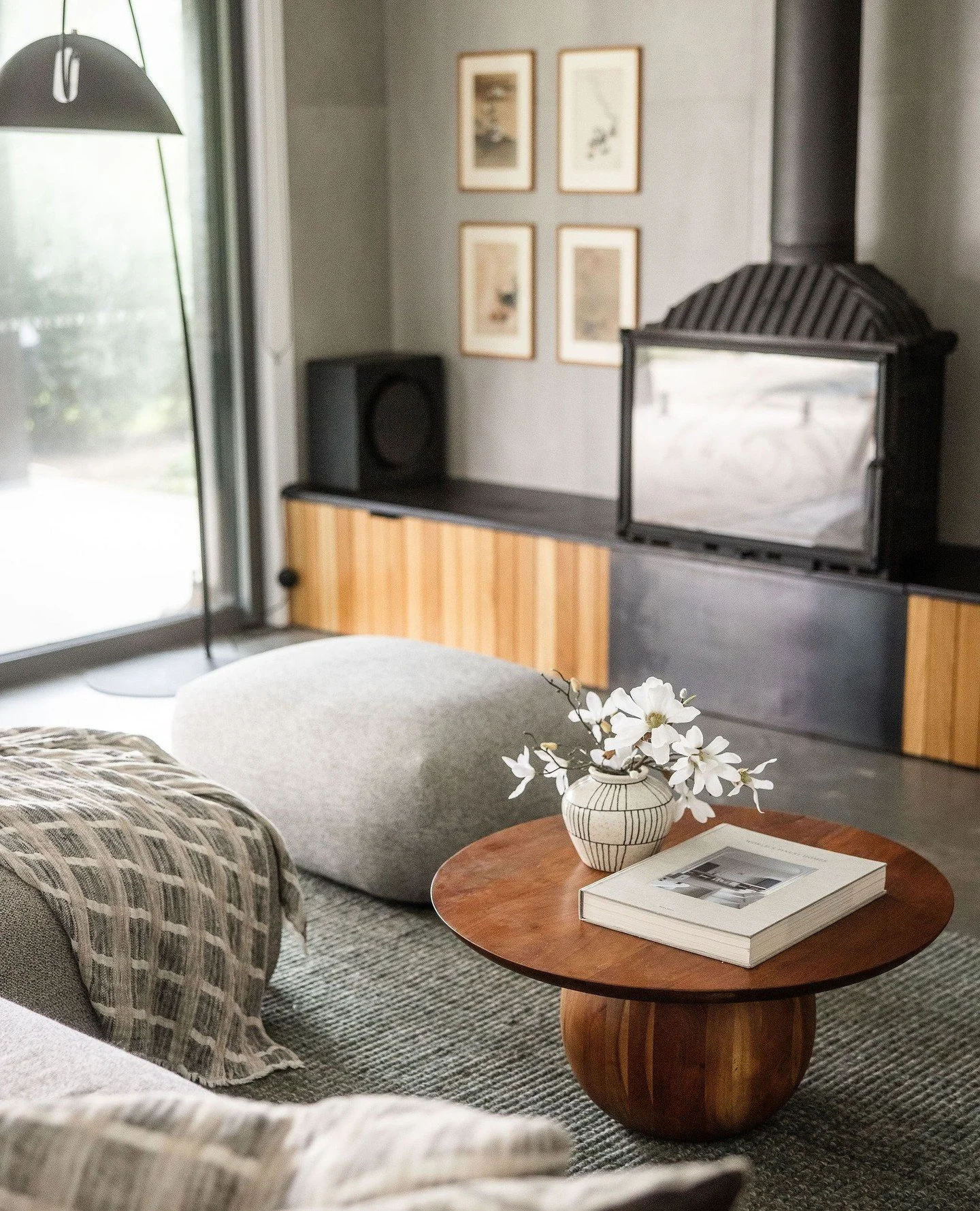 A space designed to be lived in &mdash; and loved.⁠
Layered textures, tonal furniture and curated art bring warmth and cohesion to the heart of the home.⁠
⁠
⁠
#southcoastpropertystyling⁠
#propertystyling⁠
#homestaging⁠
#stagedhomes⁠
#stylingtosell⁠
#
