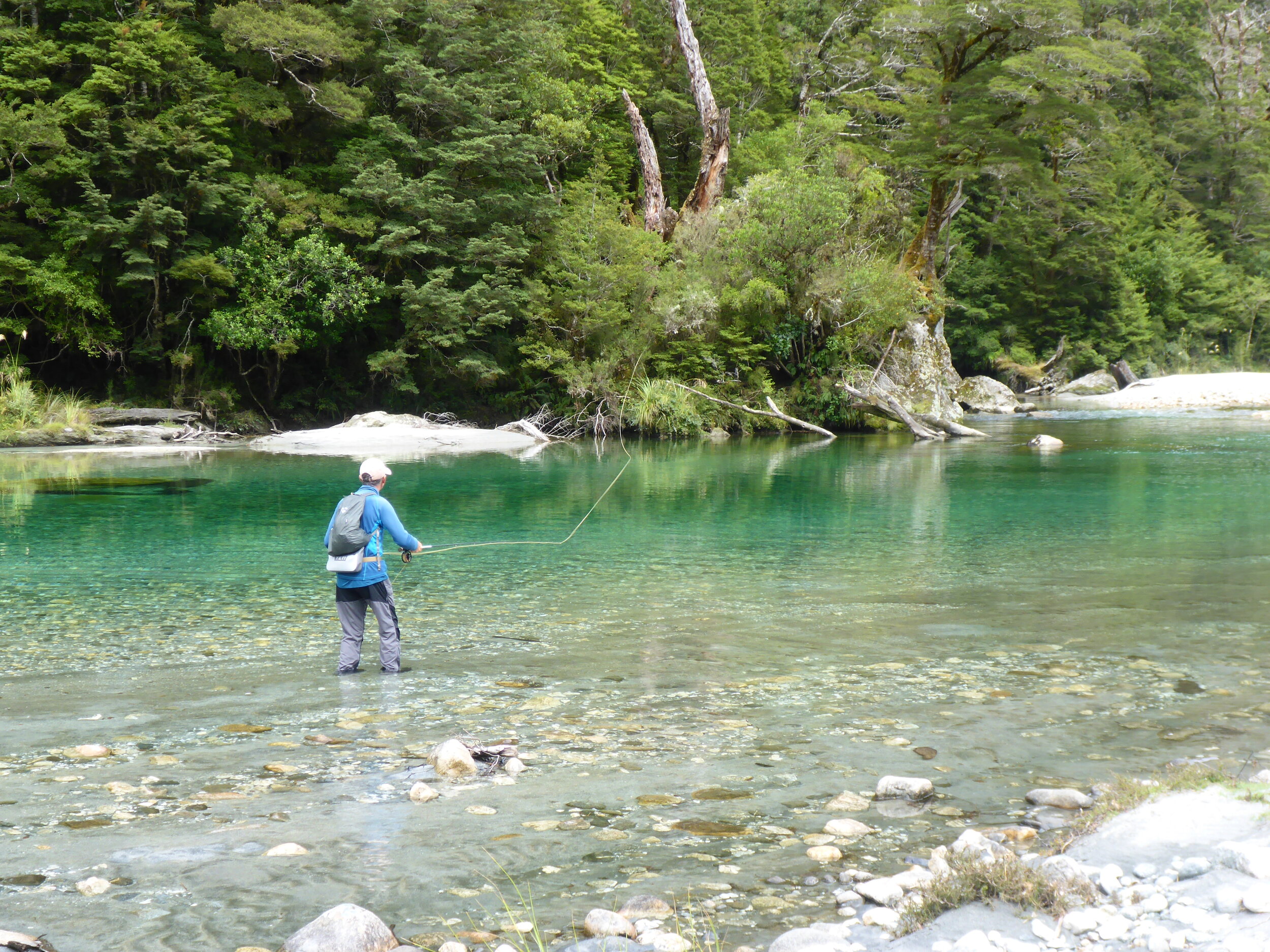  Robbie lining one up  