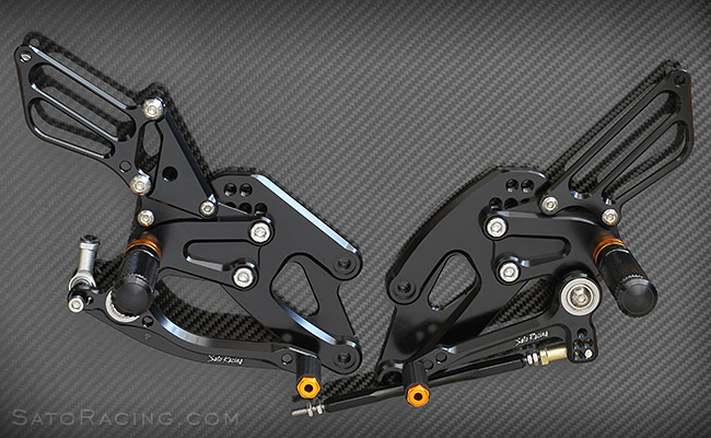 yamahaR3_raceconcept_rearsets_black_650x400.jpg