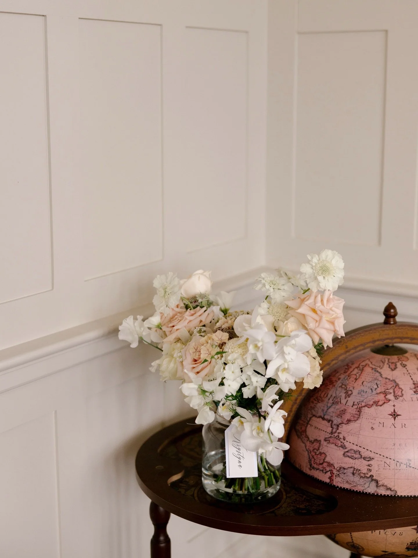 | wedding season 🍡 &bull;

a little Instagram hiatus, but coming back to see spring blossom &amp; green shoots everywhere. And lots of seed catalogues.

Also now in full wedding flower mode; it&rsquo;s just about to begin 💛.

Pastel bridal bouquet,