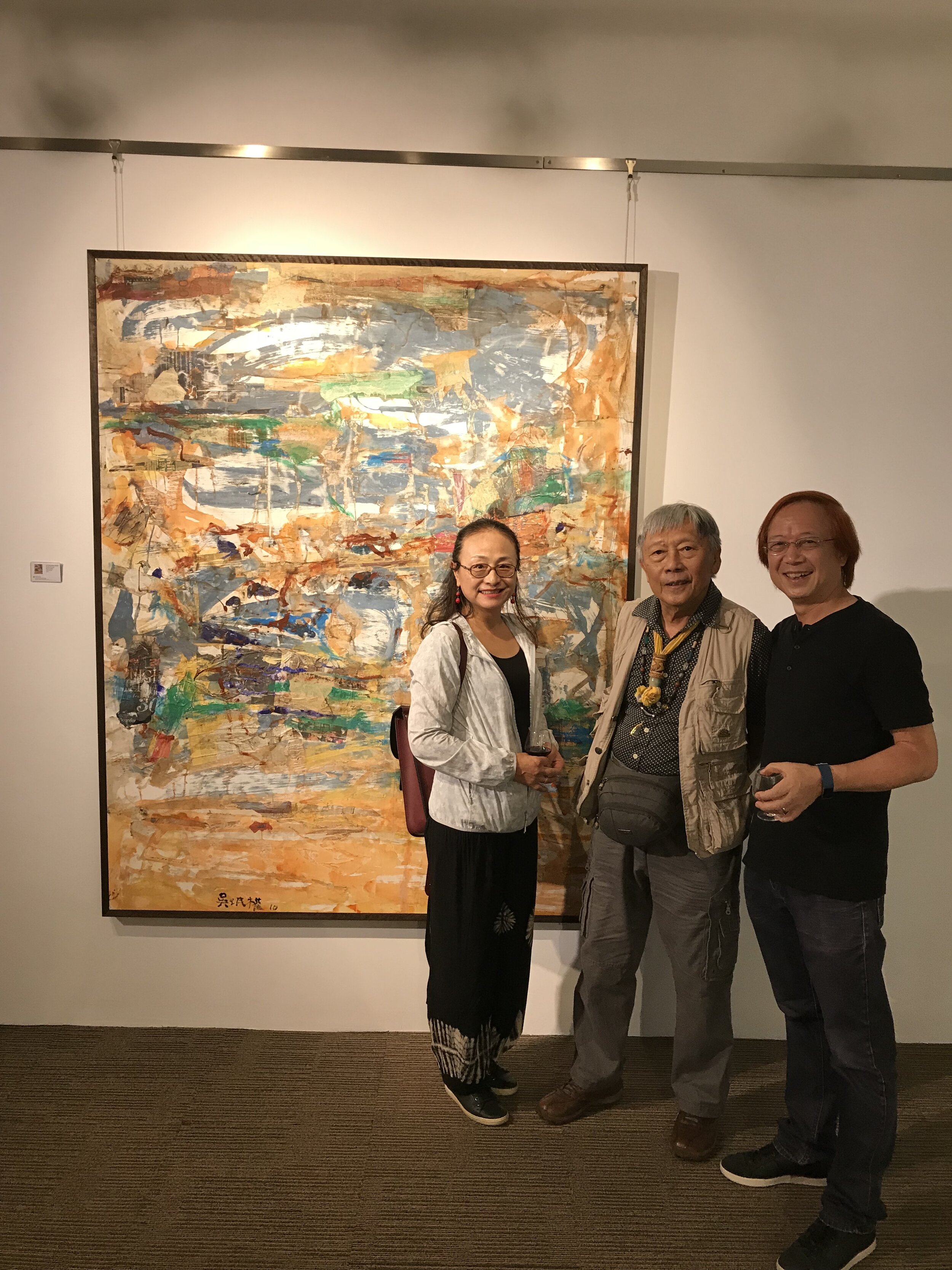  Mr Goh Beng Kwan with Mr and Mrs Wang Mo Ping during his solo exhibition in 2019 