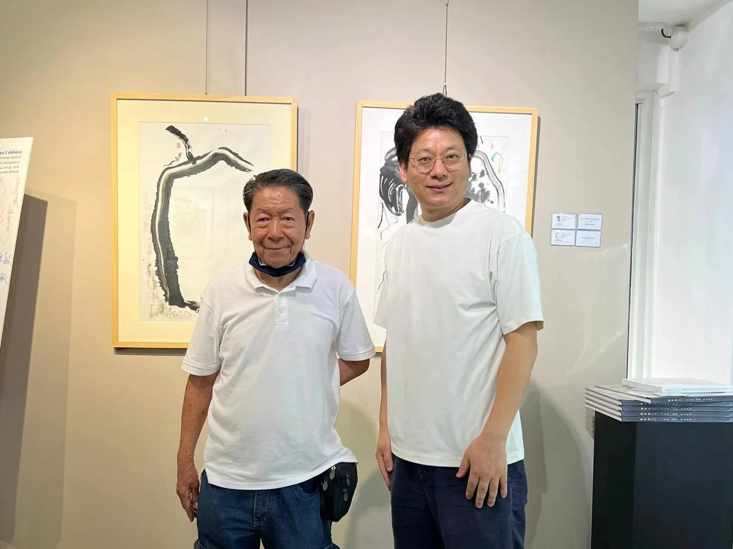Tan Oe Pang with Artist Liu Xuanqi