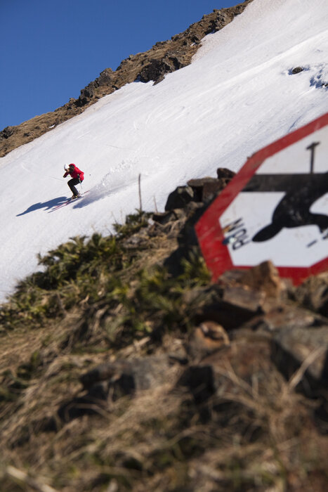 Watkin McLennan getting one last run down Chute 1. Photo: Joe Corcoran