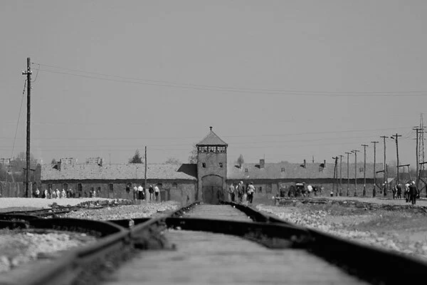 Auschwitz-Small.jpg