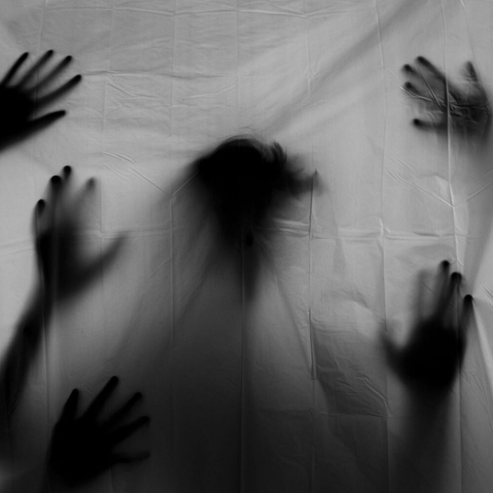 hands-3777403_1920-e1587629989834+%281%29.jpg