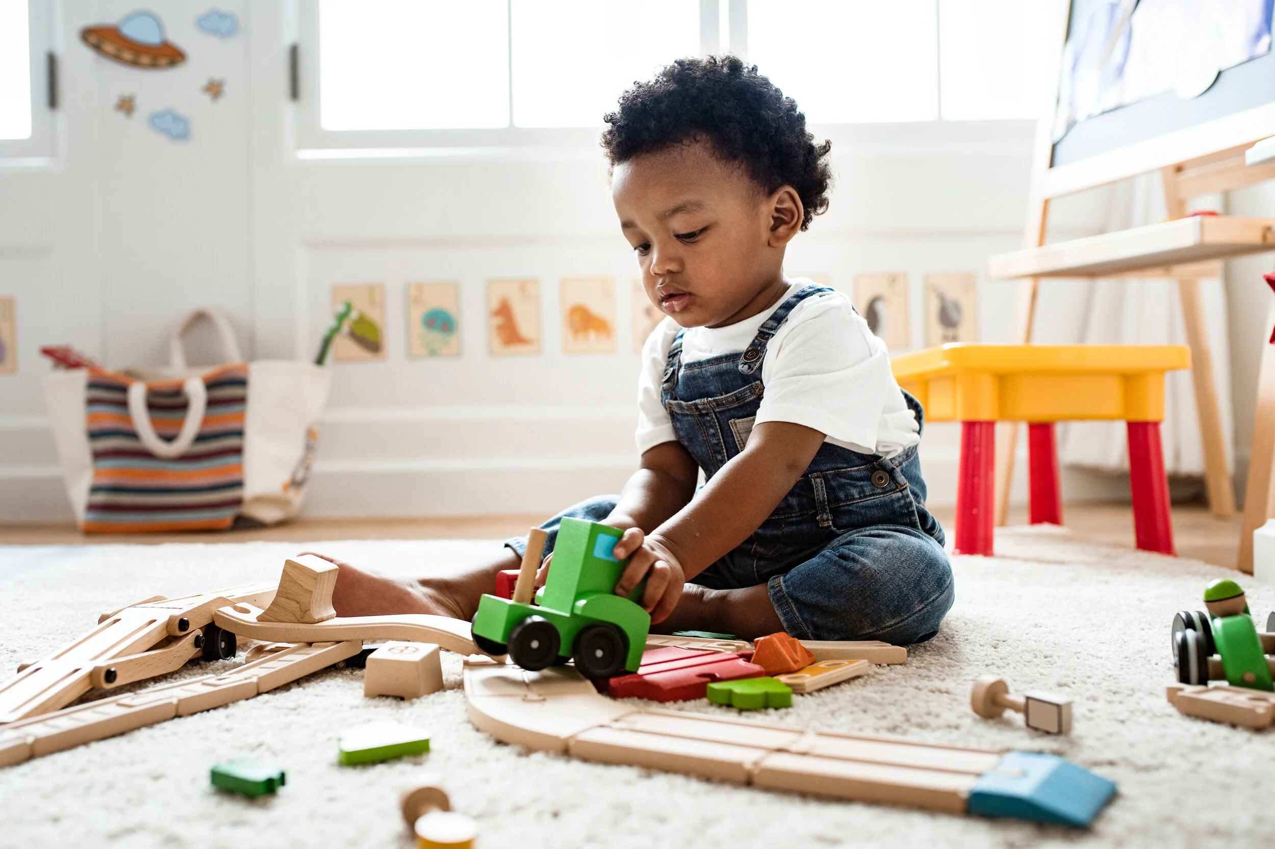 Supporting Independent Play: Tips from Vivvi