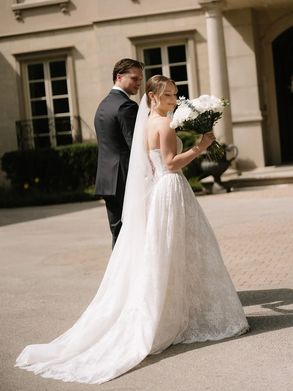 Private Estate weddings have a special kind of magic ✨ 

There&rsquo;s something so intimate about saying &ldquo;I do&rdquo; surrounded by nature, love, and the comfort of home.

Every detail here feels intentional &mdash; elegant, serene, and deeply