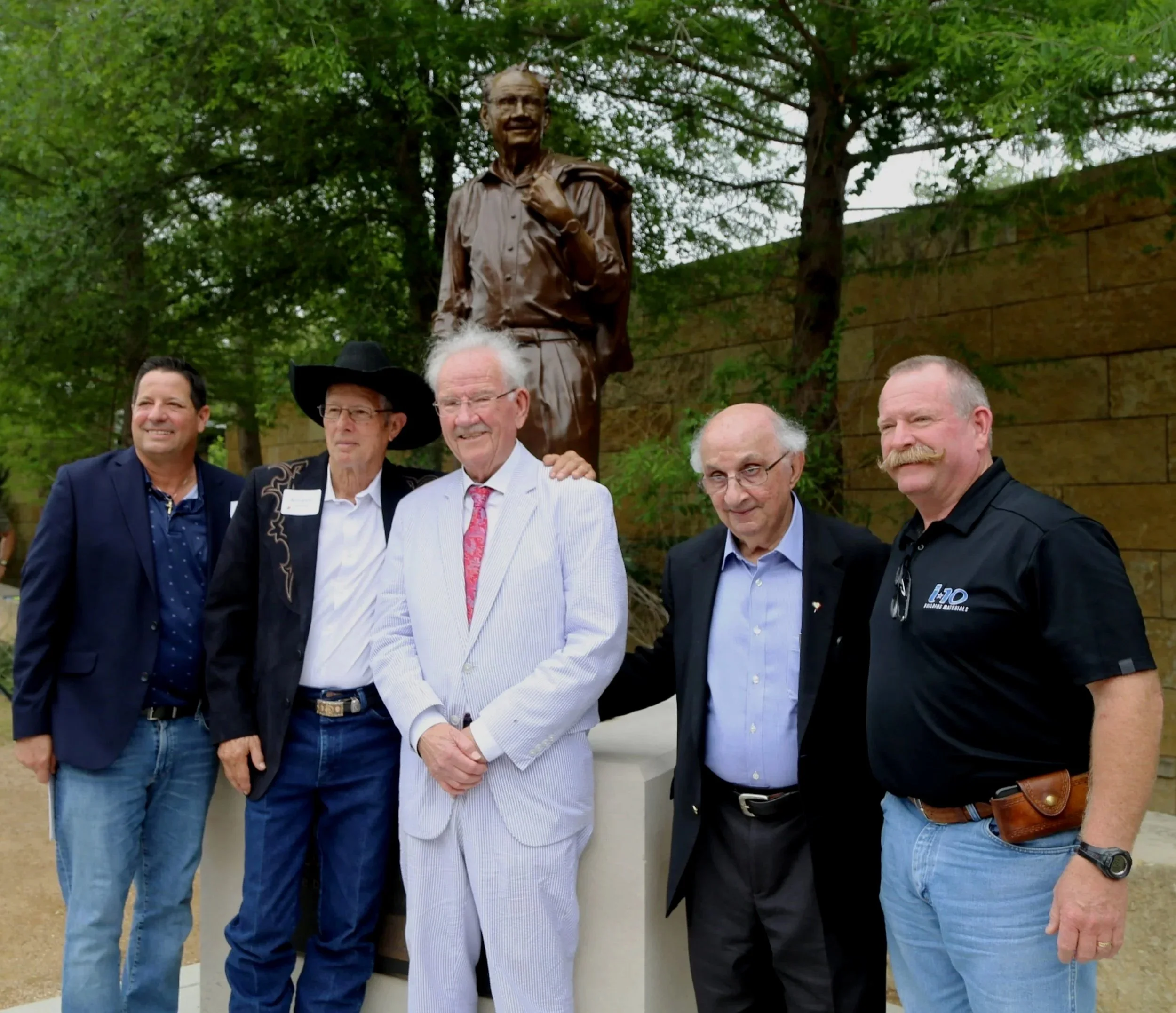 Phil Hardberger Park Conservancy Unveils Statue Honoring Former Mayor and Park Founder