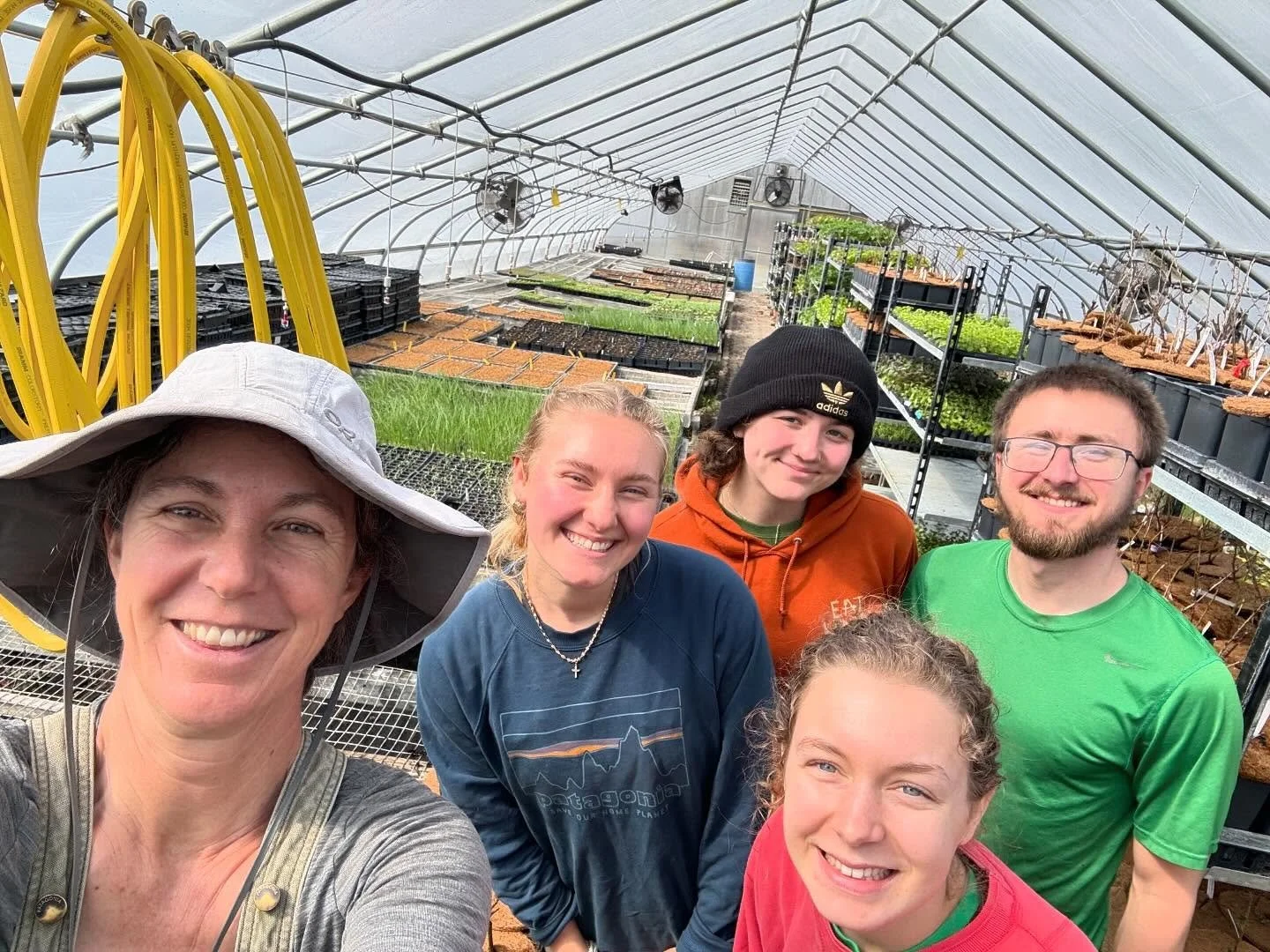 Meet the 2024 Radical Roots Crew! We&rsquo;ve been crushing it in our first 2 weeks: planting numerous tunnels full of veggies, filling the greenhouse with garden starts AND sending our first deliveries to the @friendlycityfoodcoop &amp; @4pfoods Lif