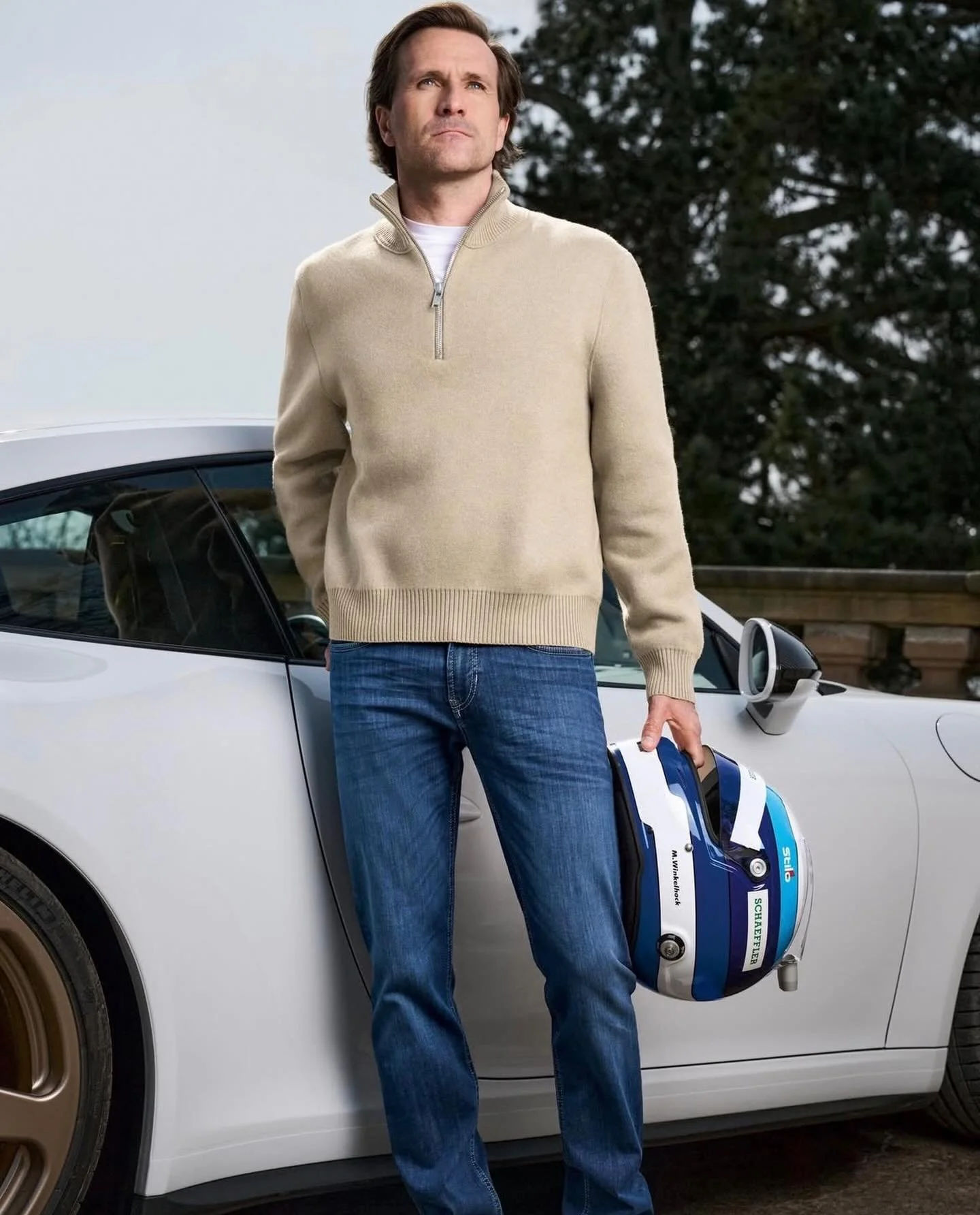 Repost @macjeans_official 
Full speed into the holiday season and driving home in style &mdash; Driver Jeans made for festive journeys.

#driverjeans #holidayseason #homeforchristmas #macjeans #macjeans_official