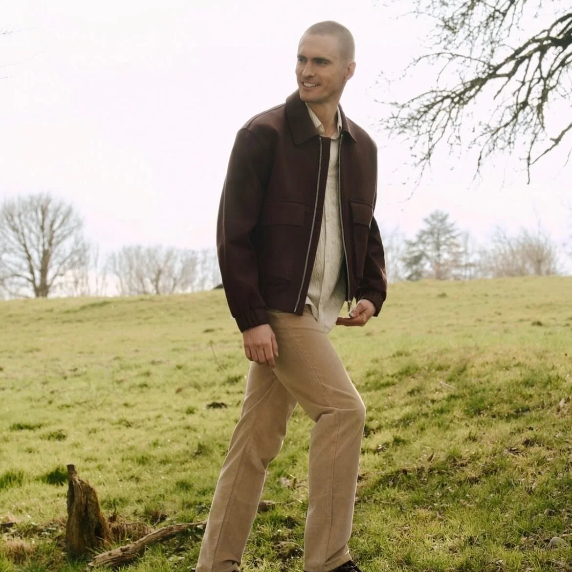 Repost @macjeans_official 

Wrapped in rich textures and timeless attitude &mdash; Arne Cord brings warmth, depth and style to colder days.

#seasonalstyle #corduroystyle #wintertextures #macjeans #macjeans_official