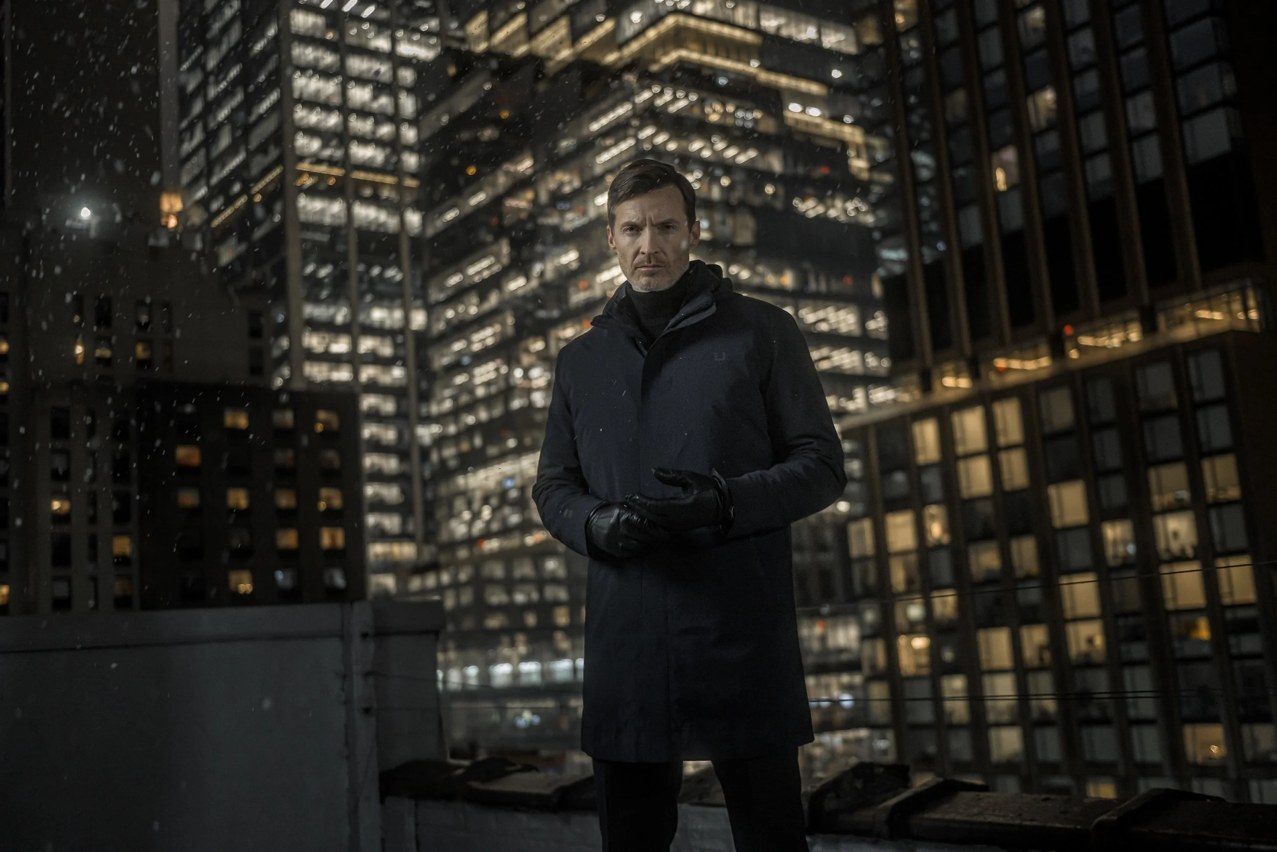 7095_990_BlackStorm_Coat_Black.jpg