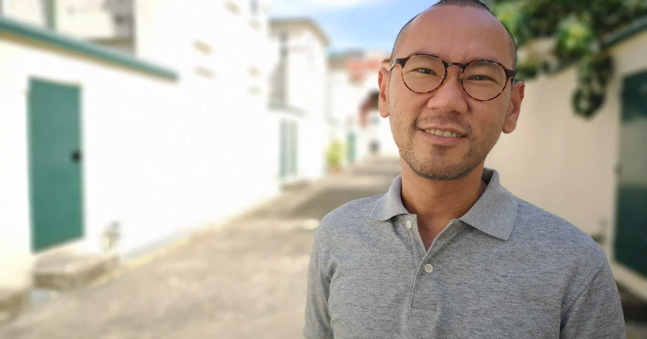 S'porean ex-drug addict once passed out from an overdose in public, but now helps others for free (Courtesy of Mothership)