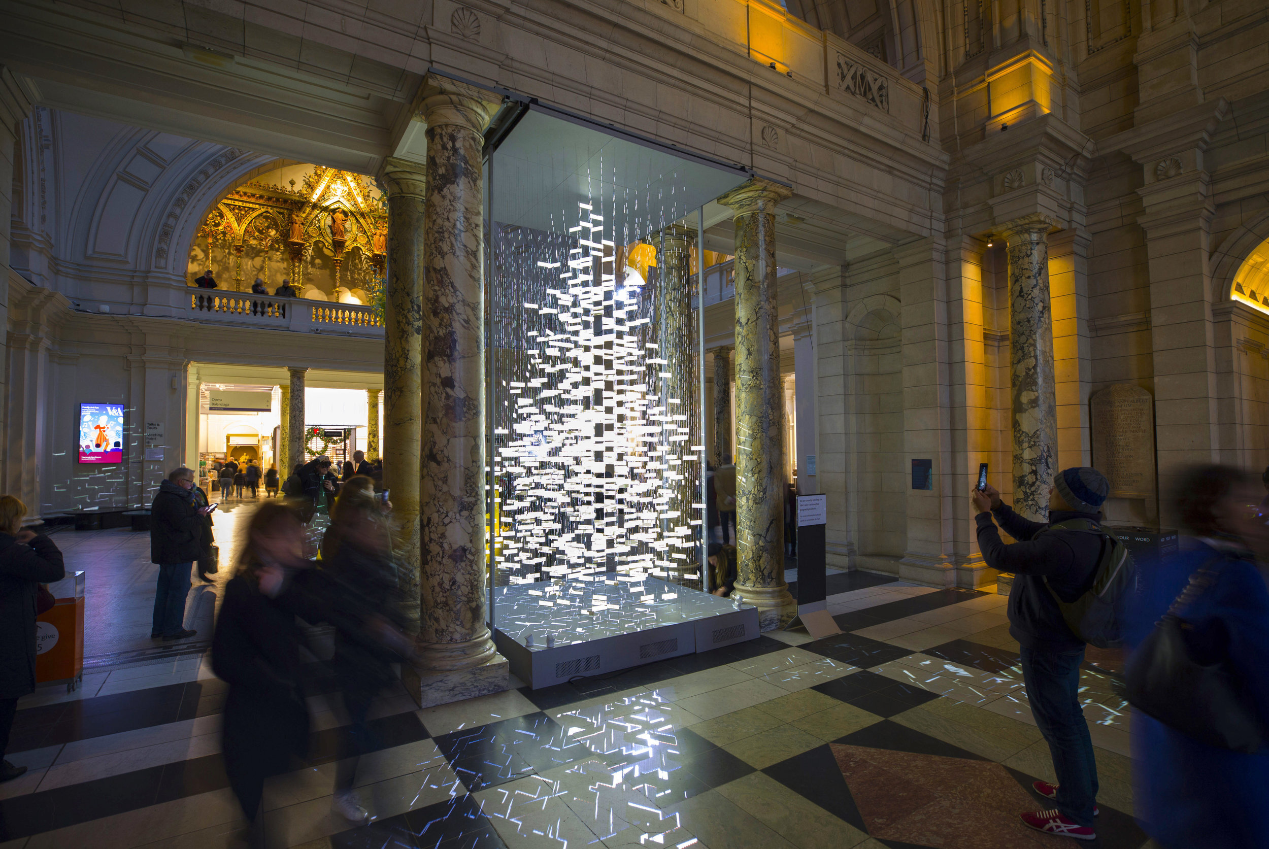 V&amp;A Christmas tree