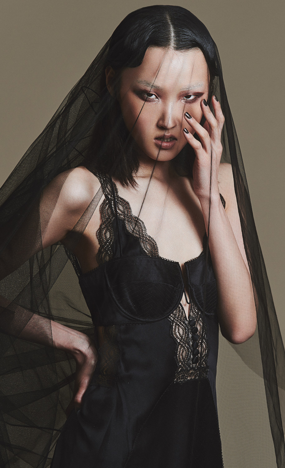 WOMENS_GRAZIA_SPRING_FINAL_LK7_PRINT.jpg