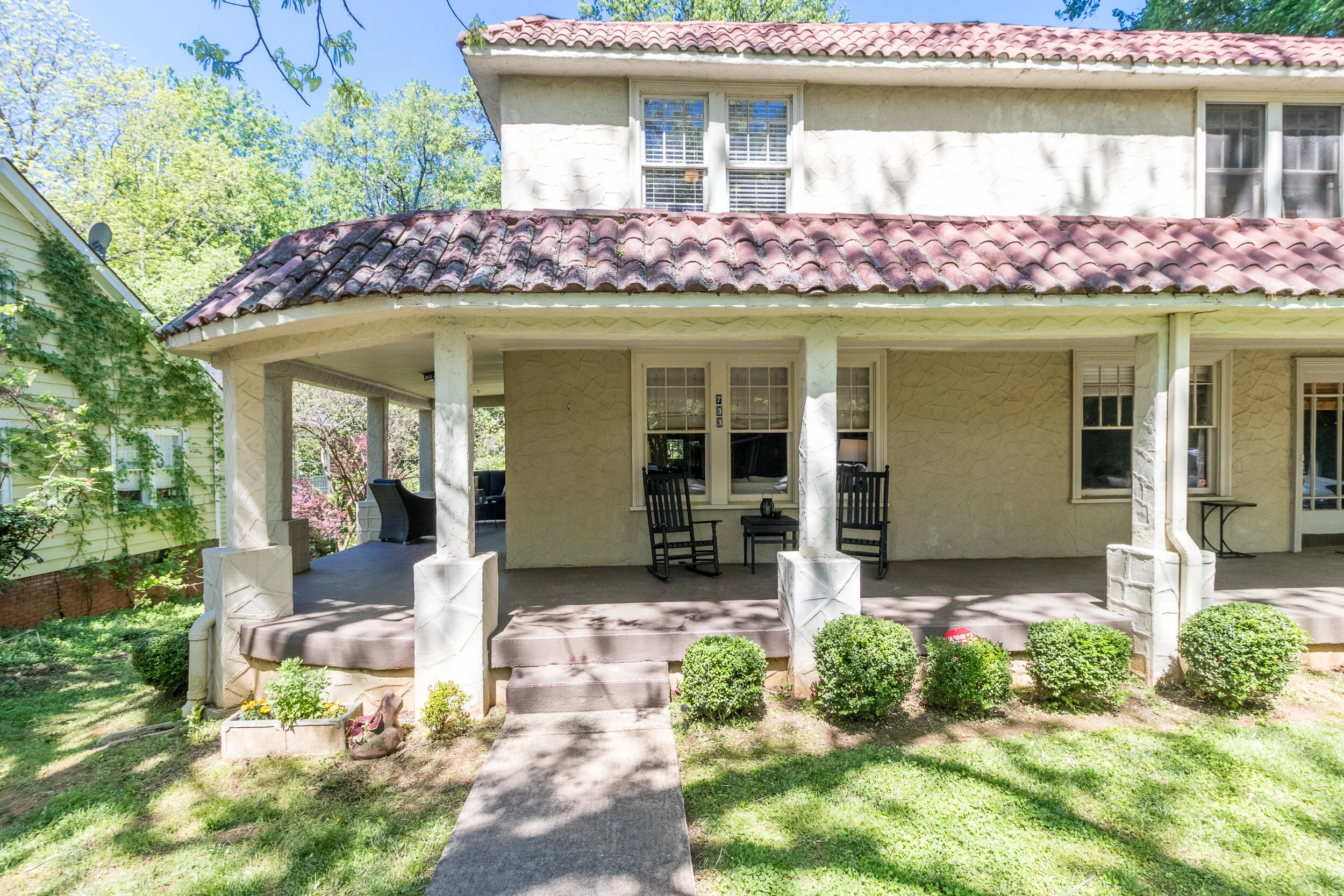 733 Clement Ave