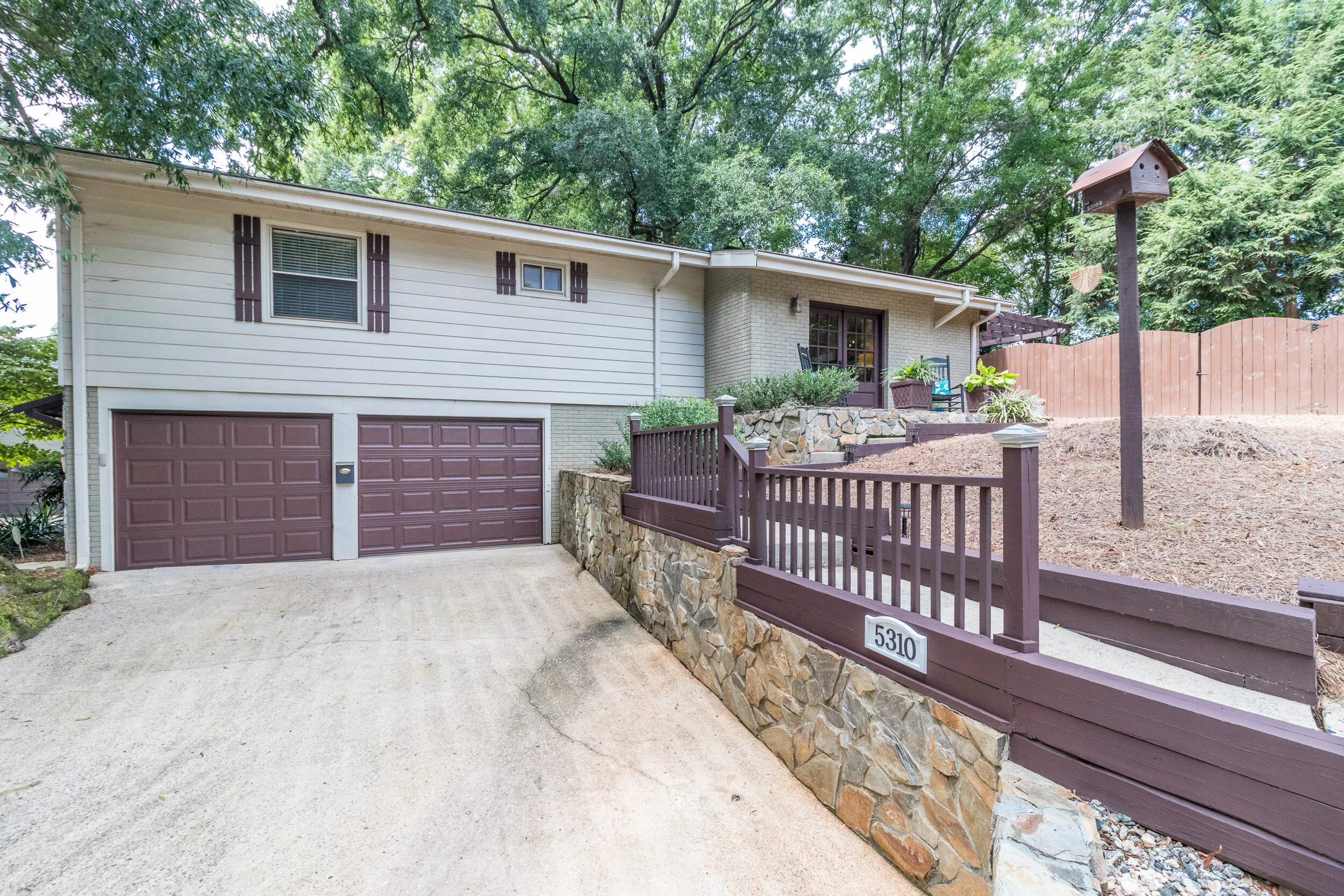 5310 Londonderry Rd