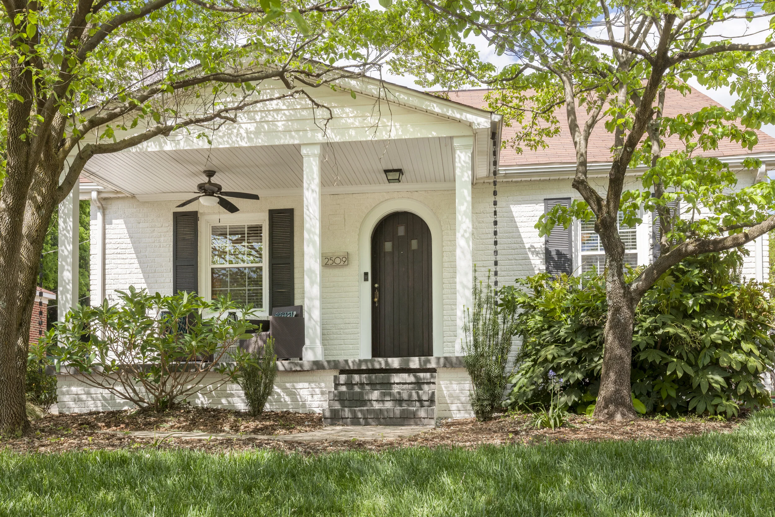 2509 Commonwealth Ave