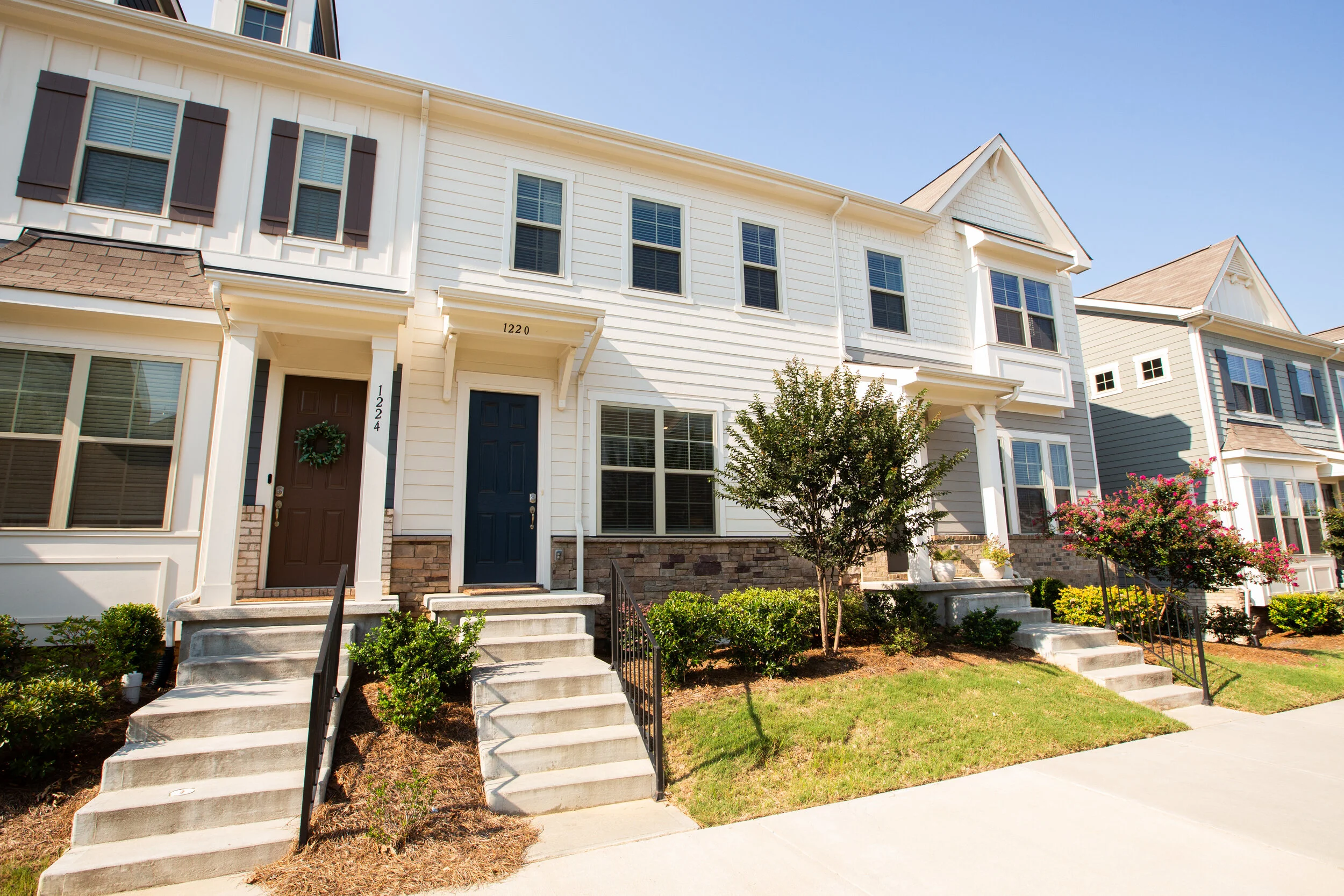 1220 Whitby Moore St