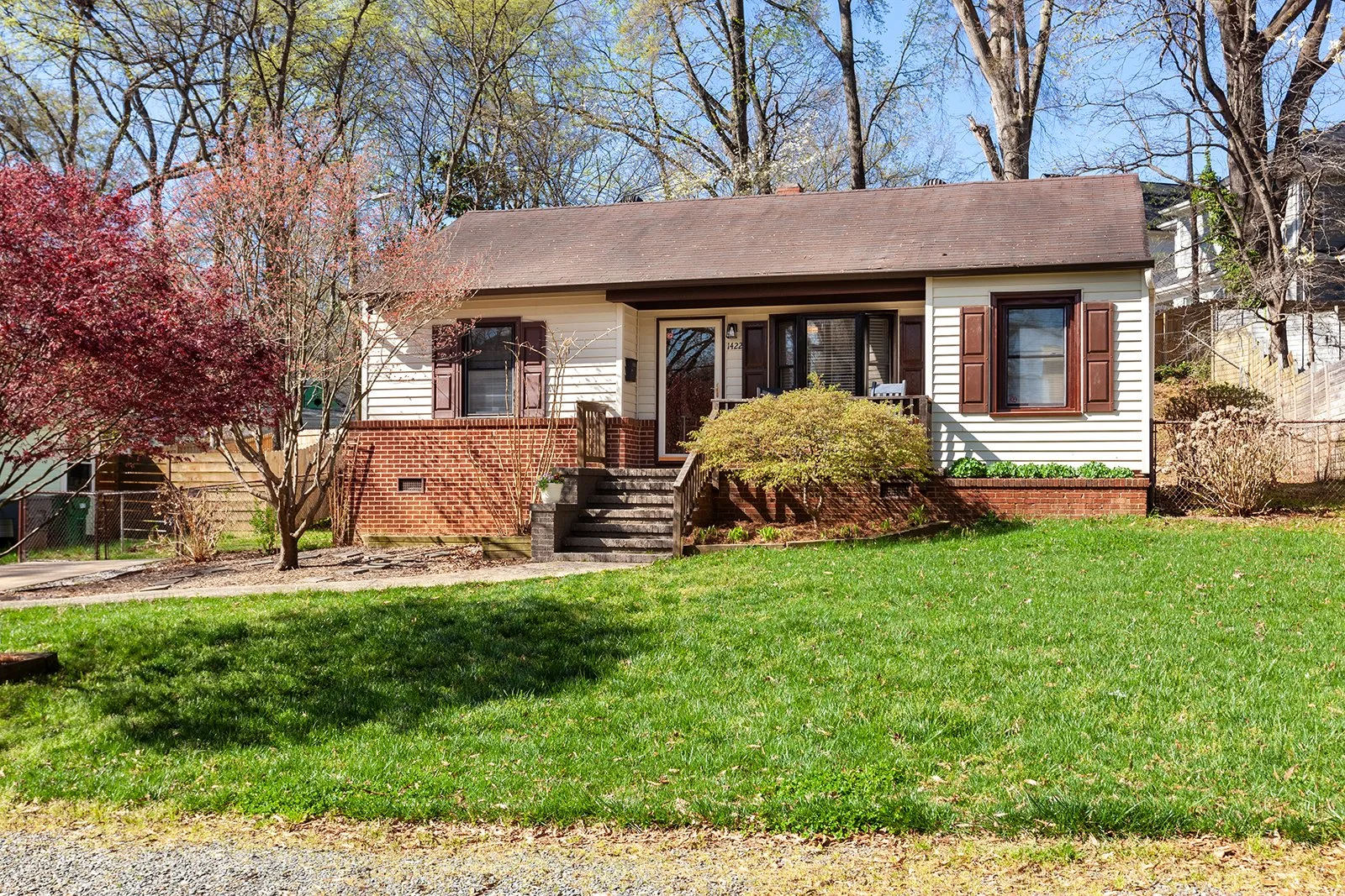  1422 Brook Rd