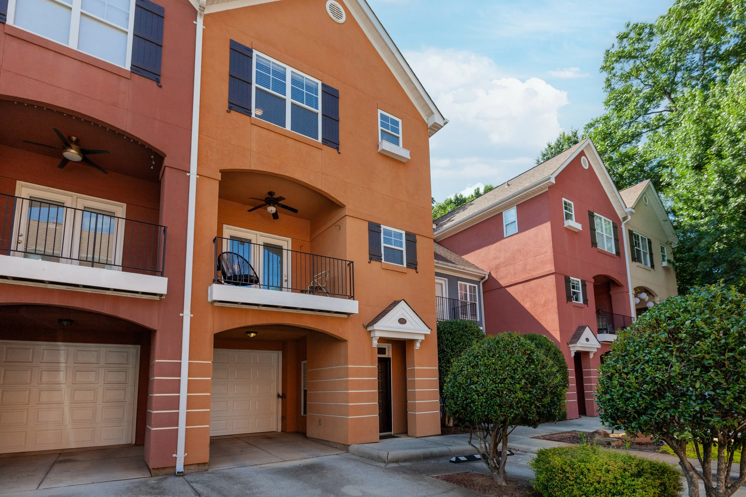 918 Hawthorne Bridge Ct