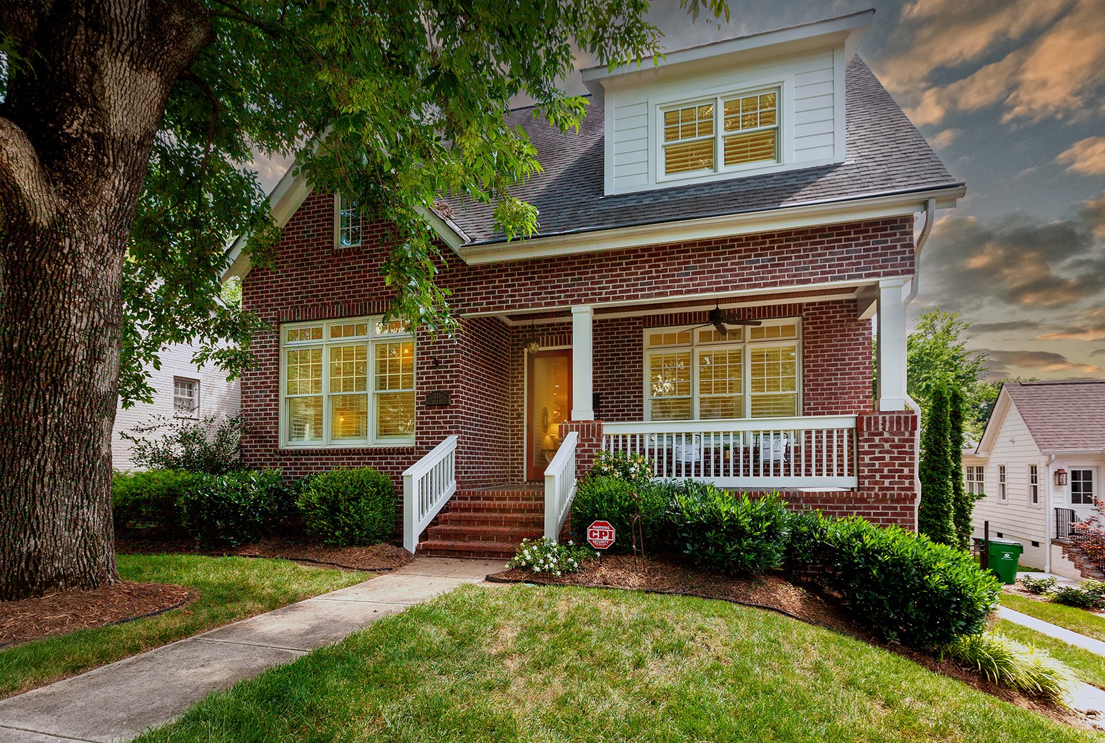 213 Wales Ave 