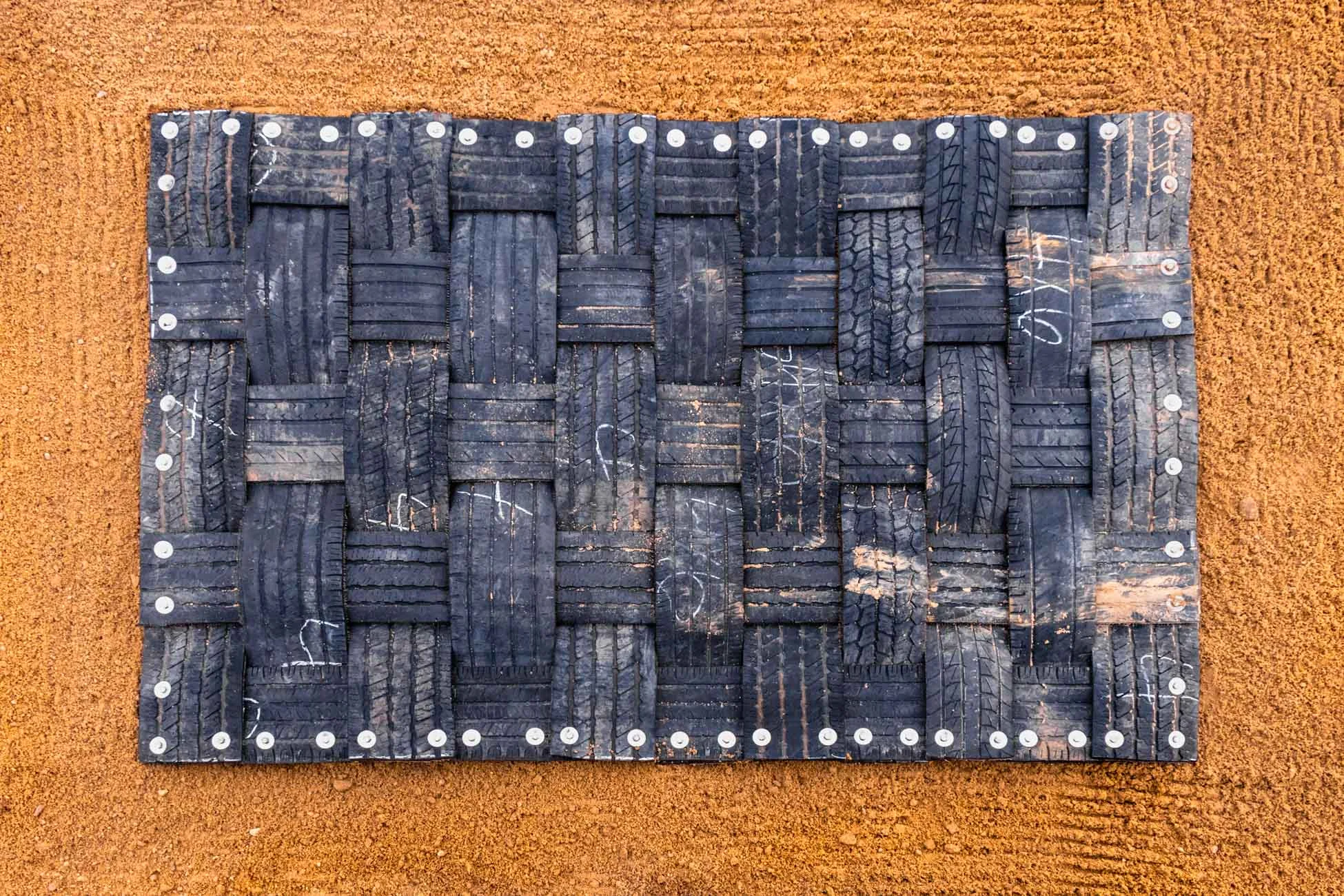 2019_Double_D_cattle_mat_woven_mat_01.jpg