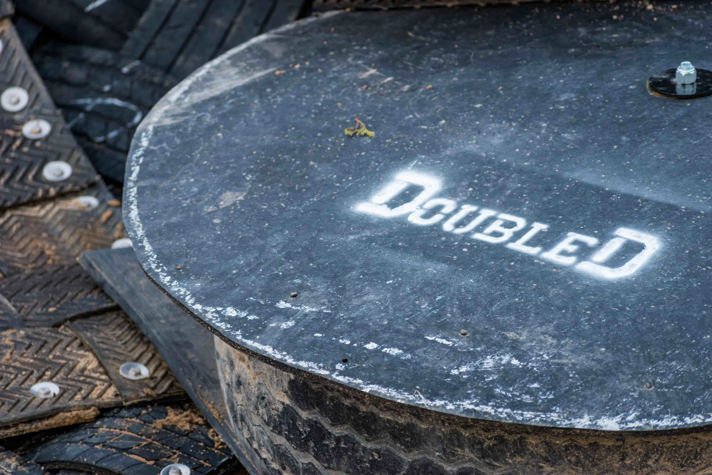 2019_Double_D_covered_mineral_feeder_14.jpg