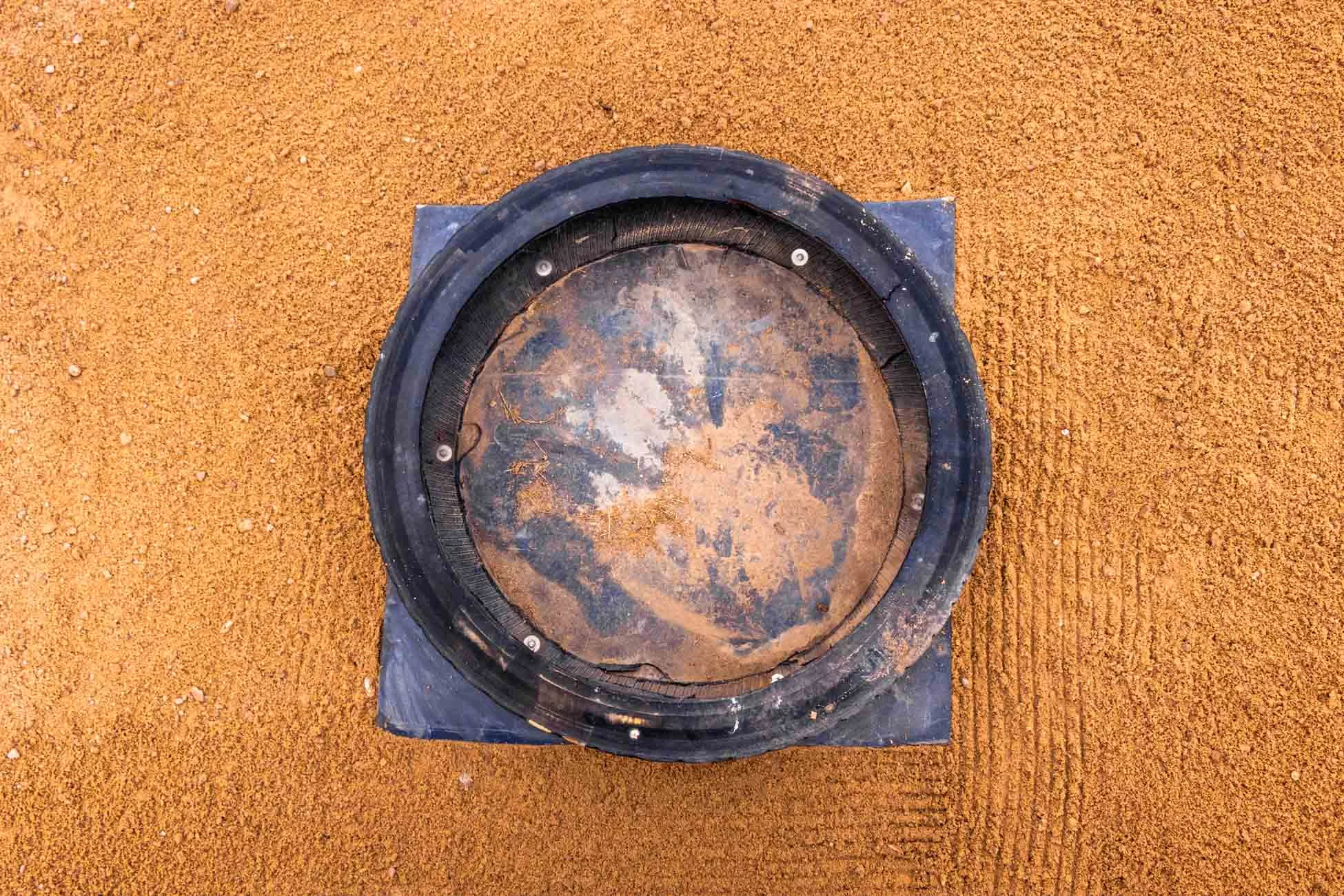 2019_Double_D_mineral_tub_01.jpg
