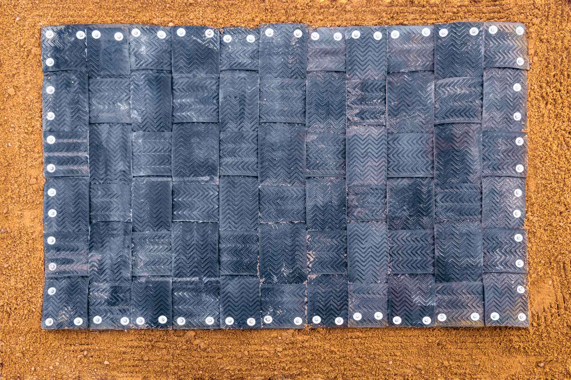 2019_Double_D_cattle_mats_bailer_mat_01.jpg