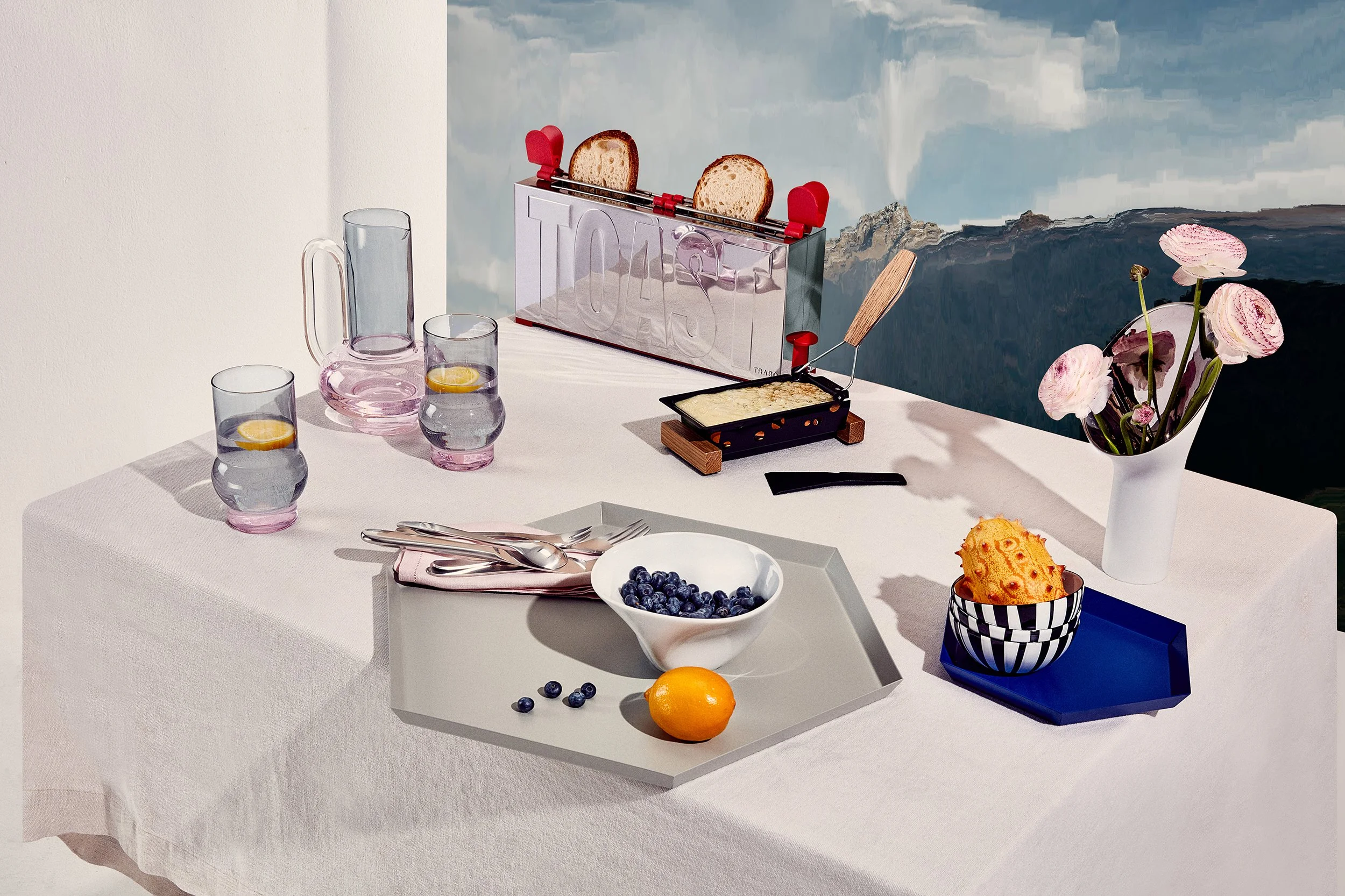 MoMA_Occasion_Campaign_web.jpg