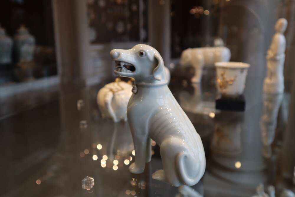 porcelain dog.jpg