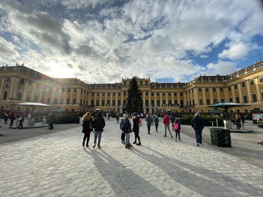 Vienna Schonbrunn.jpg
