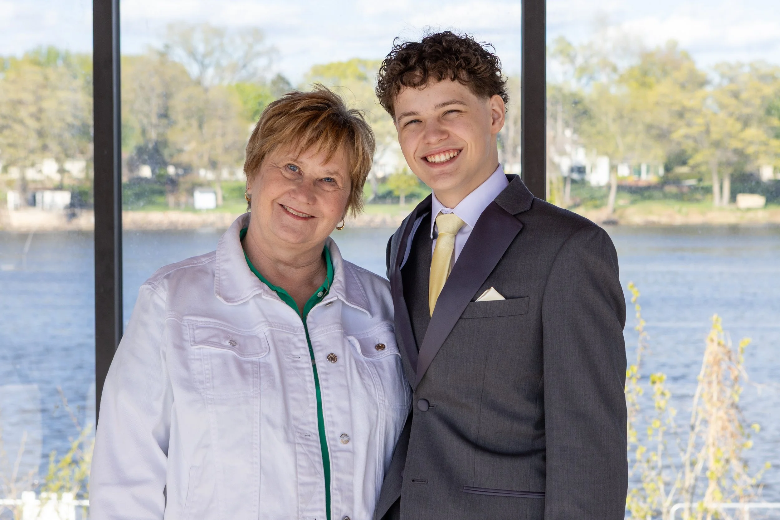 Prom26-994.jpg