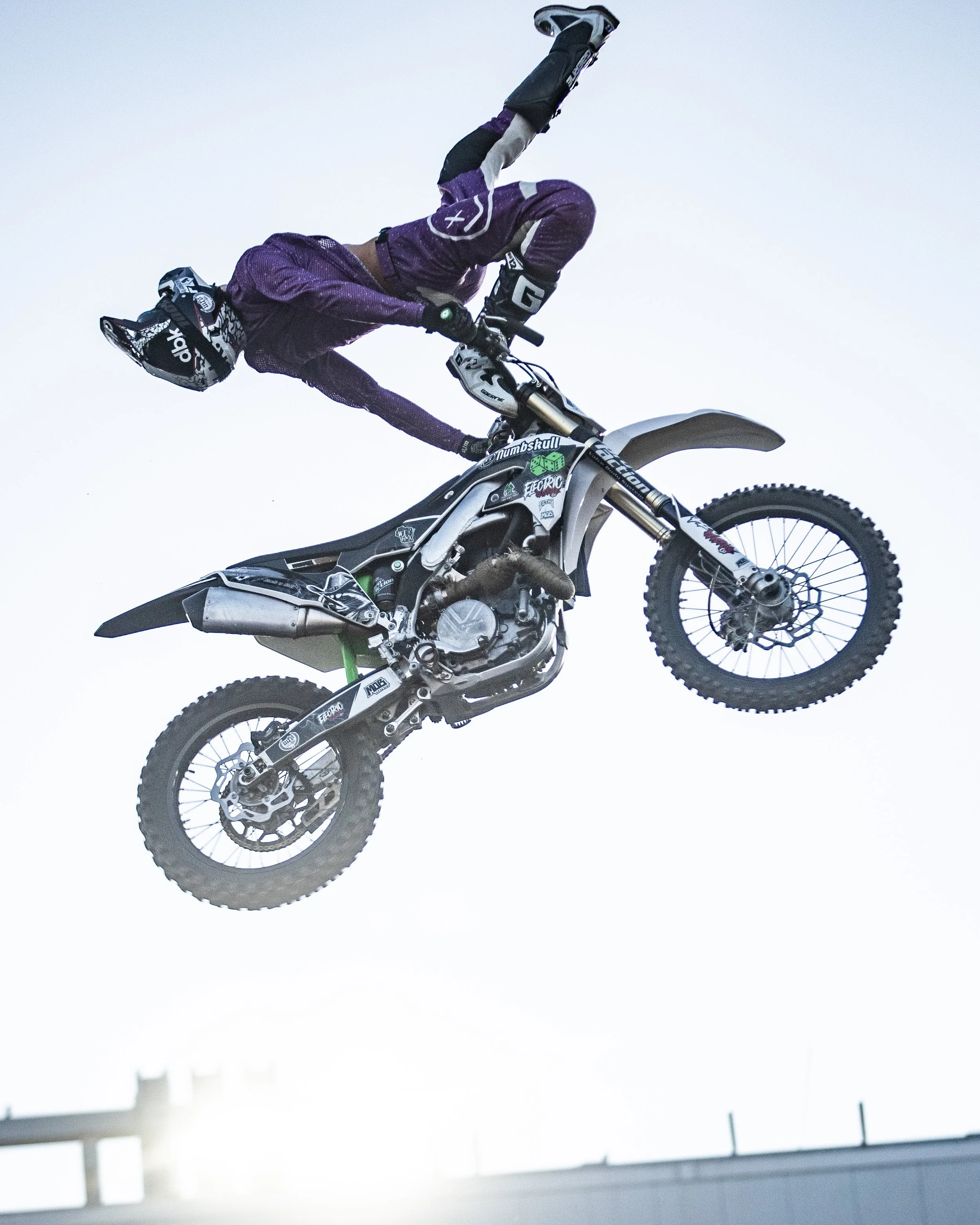Moto-6242142.jpg