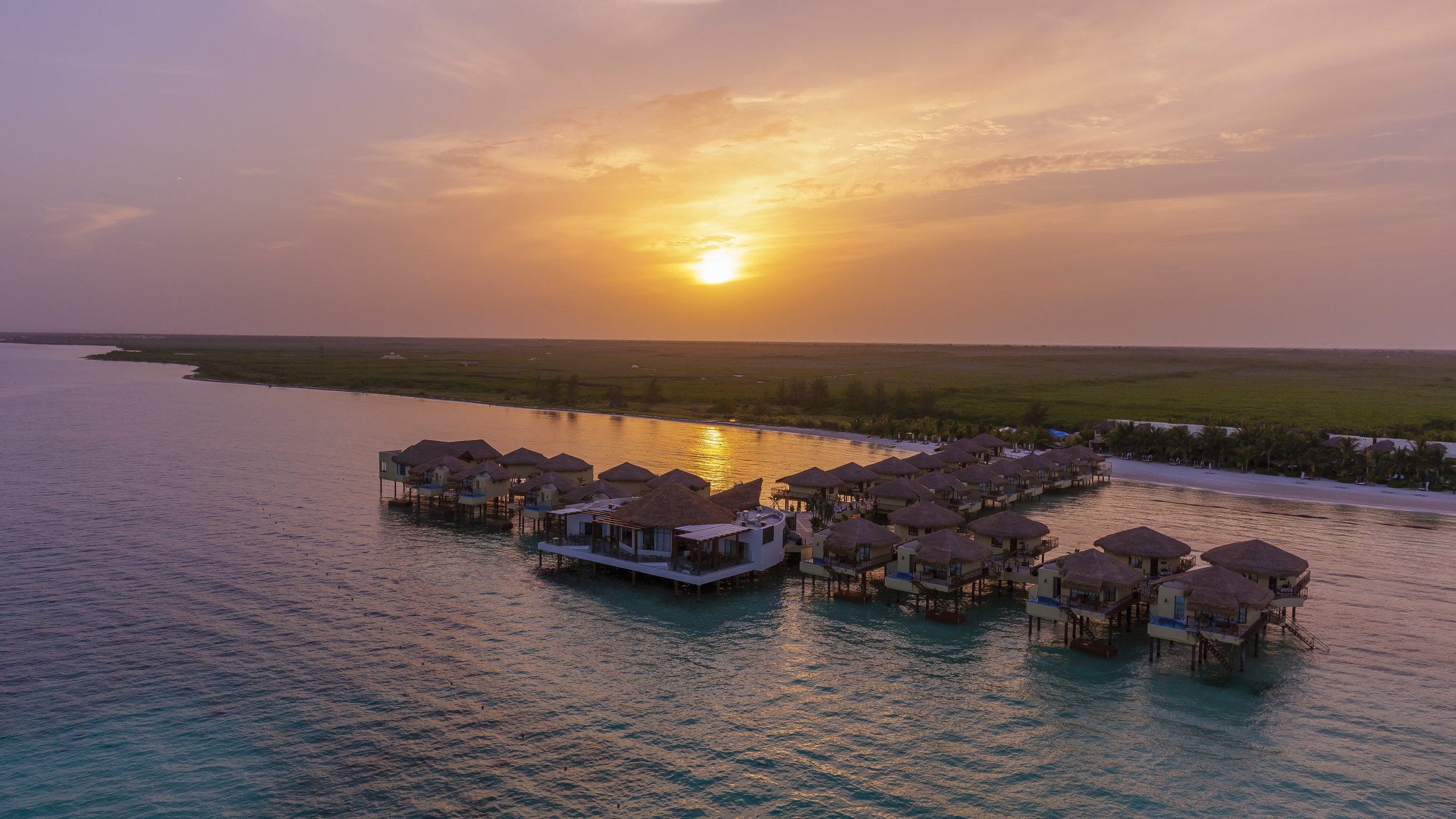 EDM_9923_Palafitos_Overhead_at_Sunset.jpg