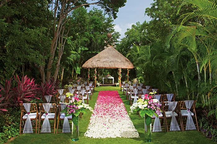 DRETU_WED_Secret-Wedding_1.jpg