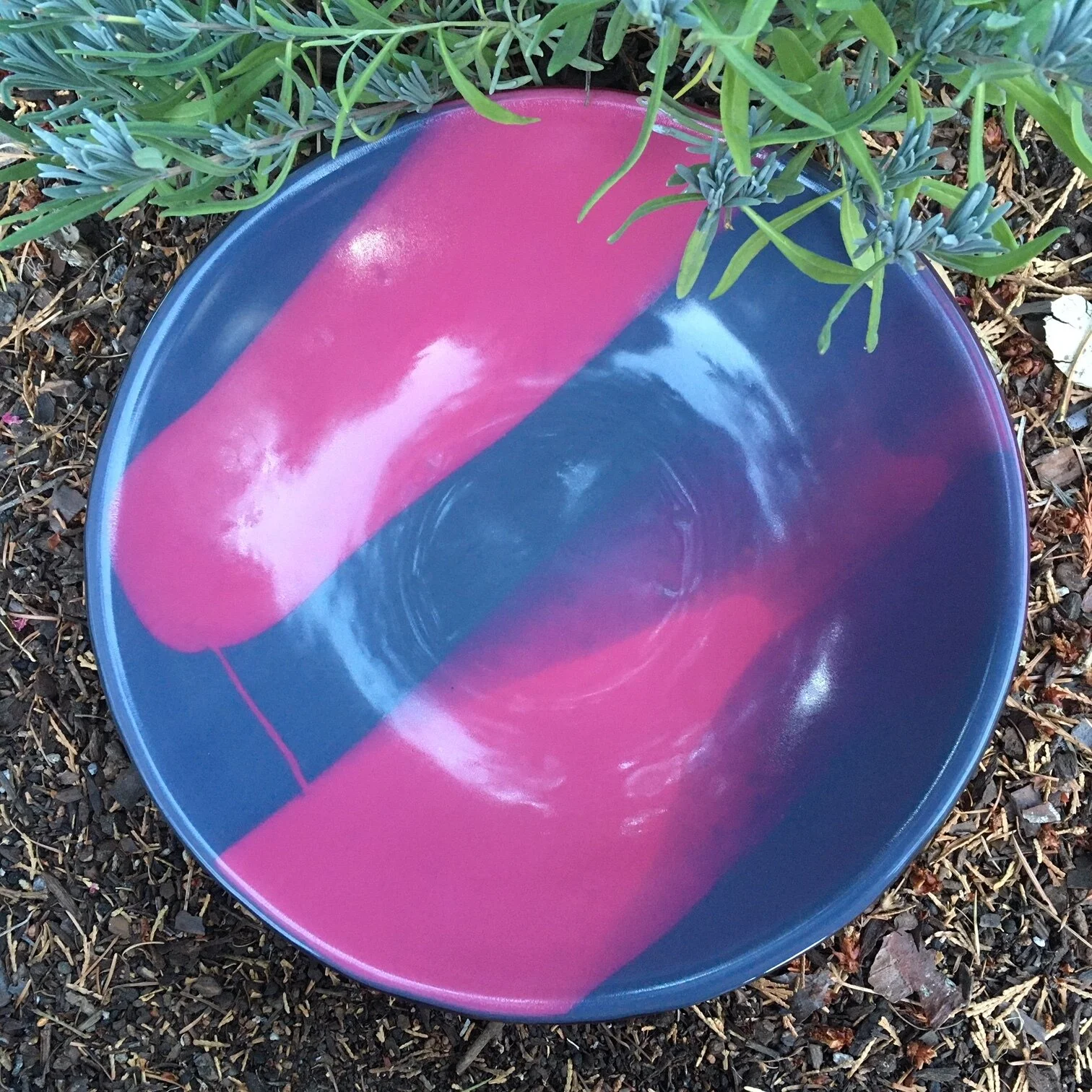 Gray_Pink Cascade 10.5 in dia x 2.75 in ht.JPG